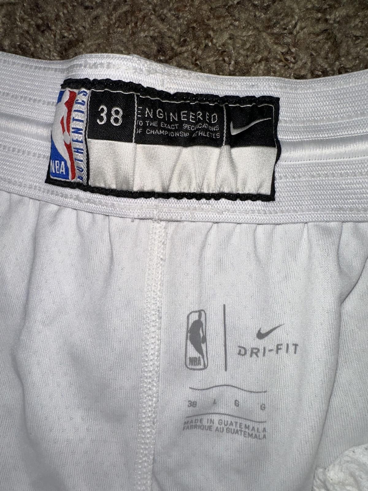 Nike Nike Men’s NBA Golden State Warriors Icon Edition Swingman Home Shorts Sample Size US 34 / EU 50 - 3 Thumbnail