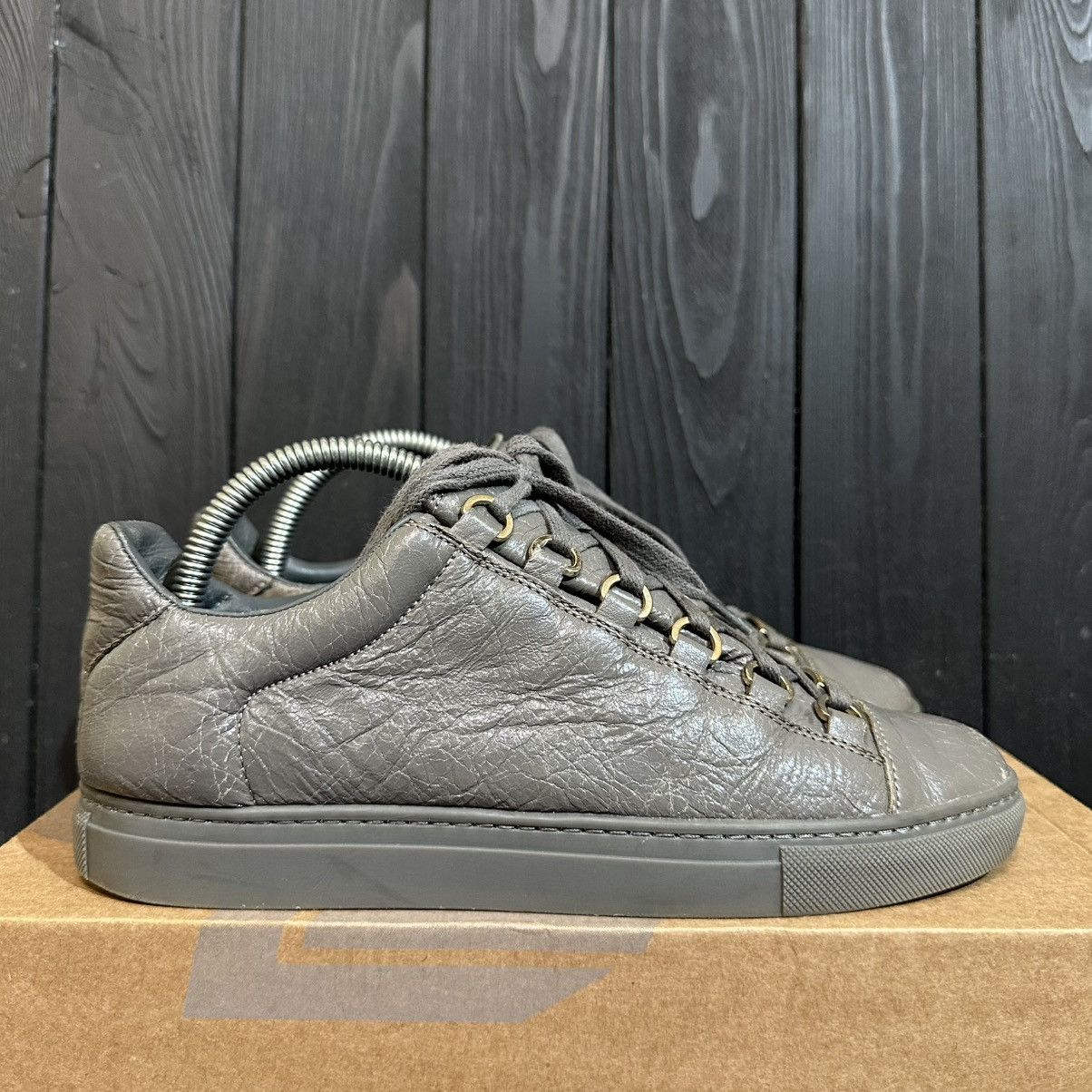 Balenciaga Balenciaga Arena wmn’s Leather Low Top Sneakers Size 38 Size US 8 / IT 38 - 1 Thumbnail
