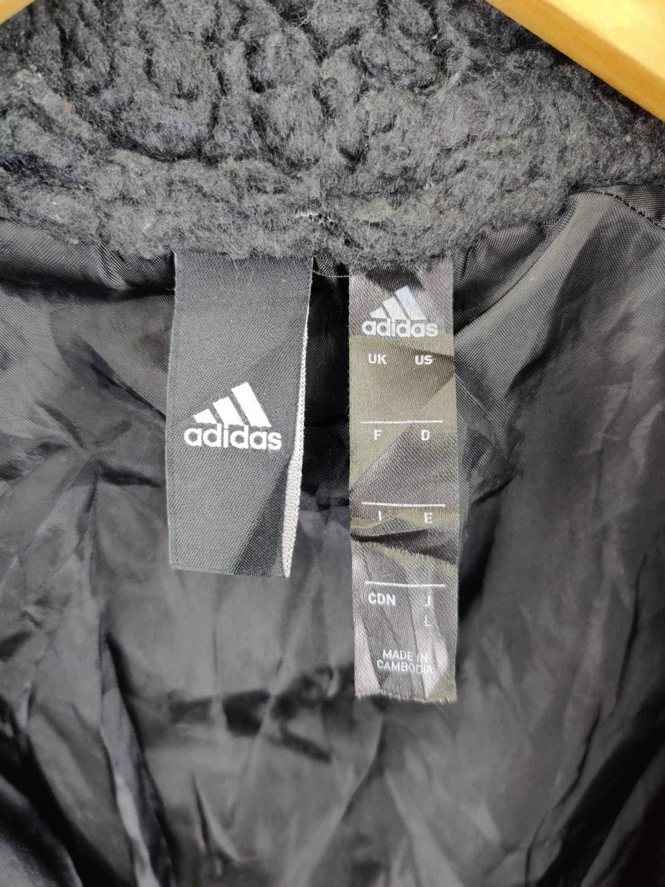 Adidas Vintage Adidas Three Stripes Sherpa Fleece Jacket Size US L / EU 52-54 / 3 - 12 Thumbnail