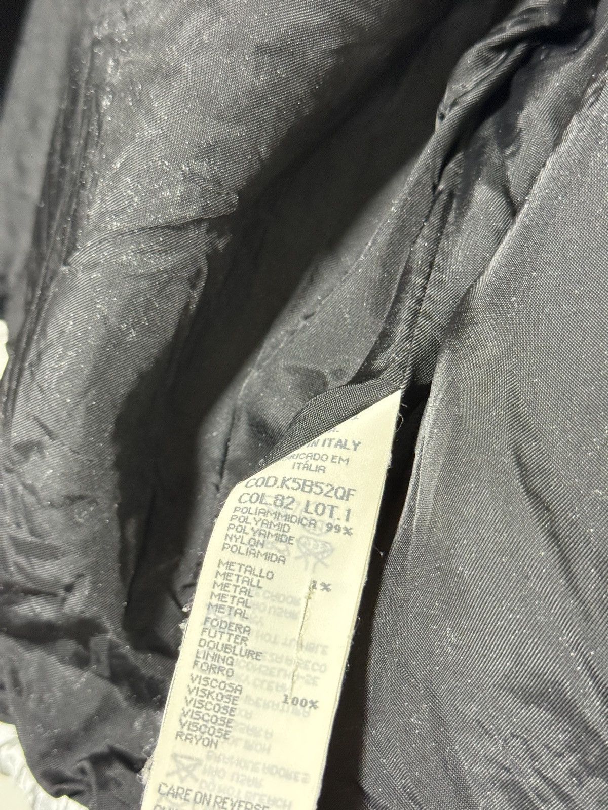 Giorgio Armani Armani Jeans silver metallic crop puffer jacket. Size US S / EU 44-46 / 1 - 10 Thumbnail