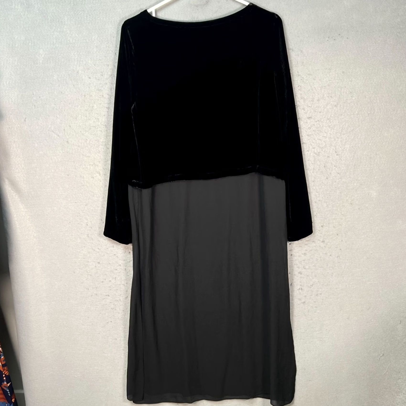 Eileen Fisher Eileen Fisher Womens XS Black Velvet & Silk Sheer Long Sleeve Midi Dress Size XS / US 0-2 / IT 36-38 - 2 Thumbnail