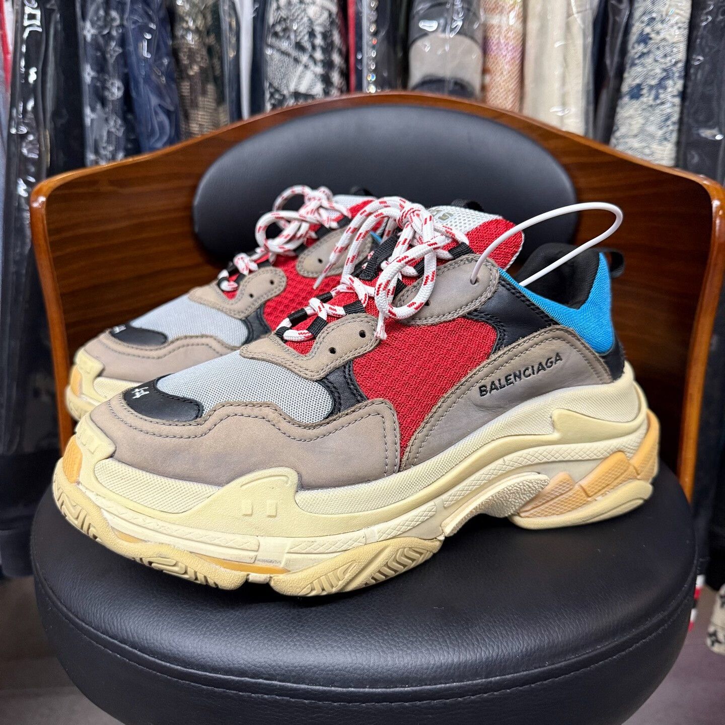 Balenciaga Balenciaga Distressed Blue Lowtop Sneakers 10.5 Men Size US 10.5 / EU 43-44 - 1 Thumbnail