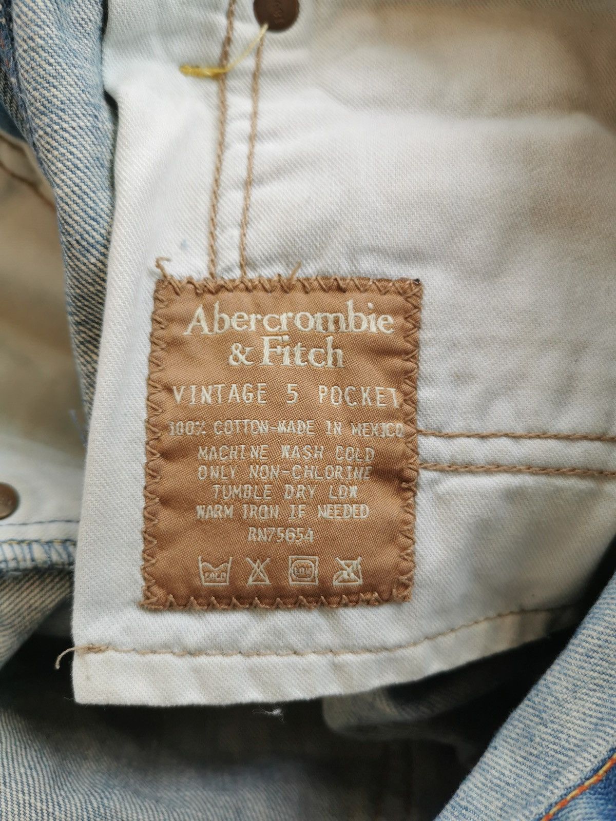 Vintage Vintage Bootcut Abercrombie Flowers Print Distressed Jeans Size 28" / US 6 / IT 42 - 9 Thumbnail
