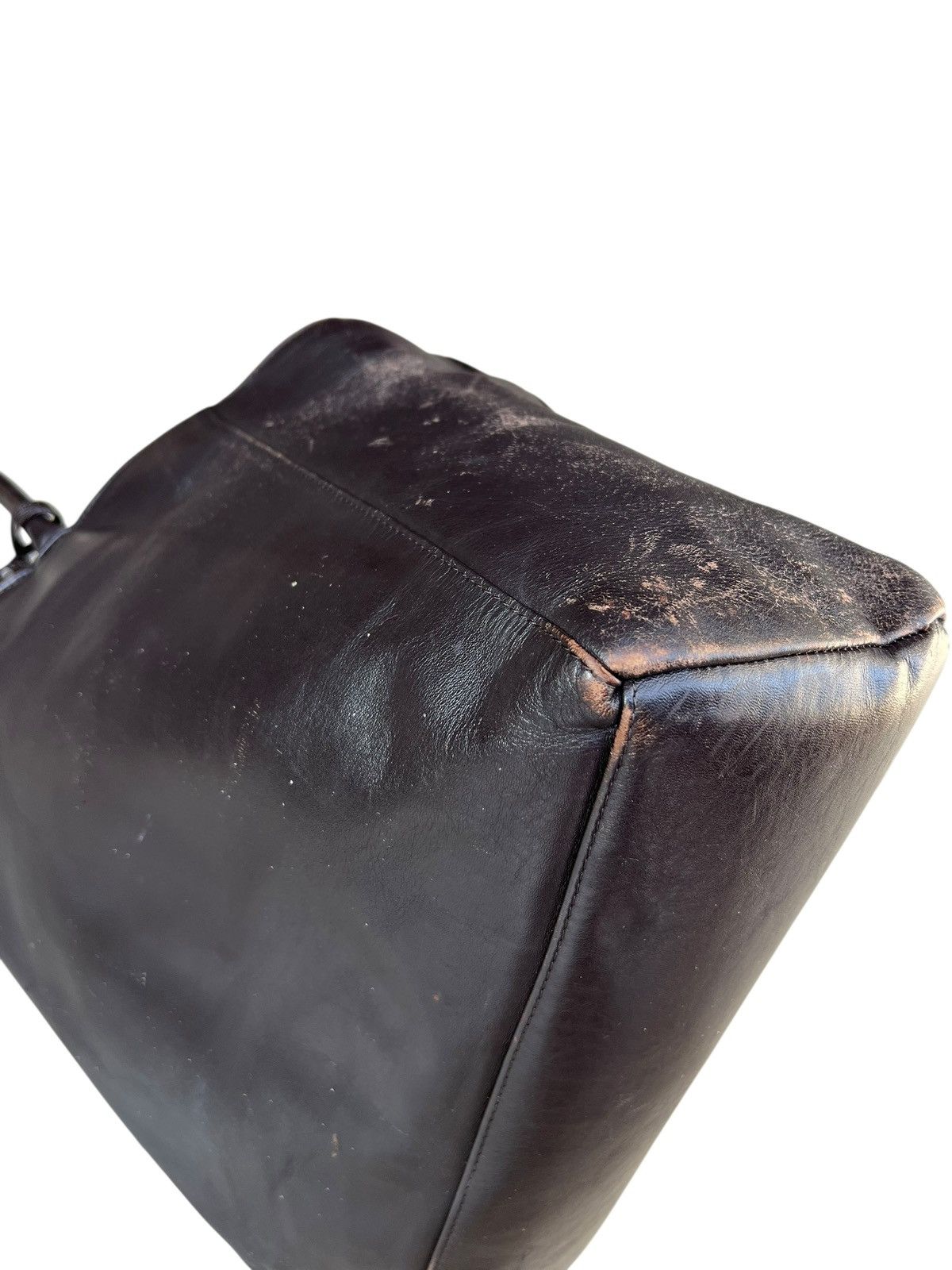 United Arrows United Arrows Japan Distressed Patina Leather Tote Bag Size ONE SIZE - 13 Thumbnail