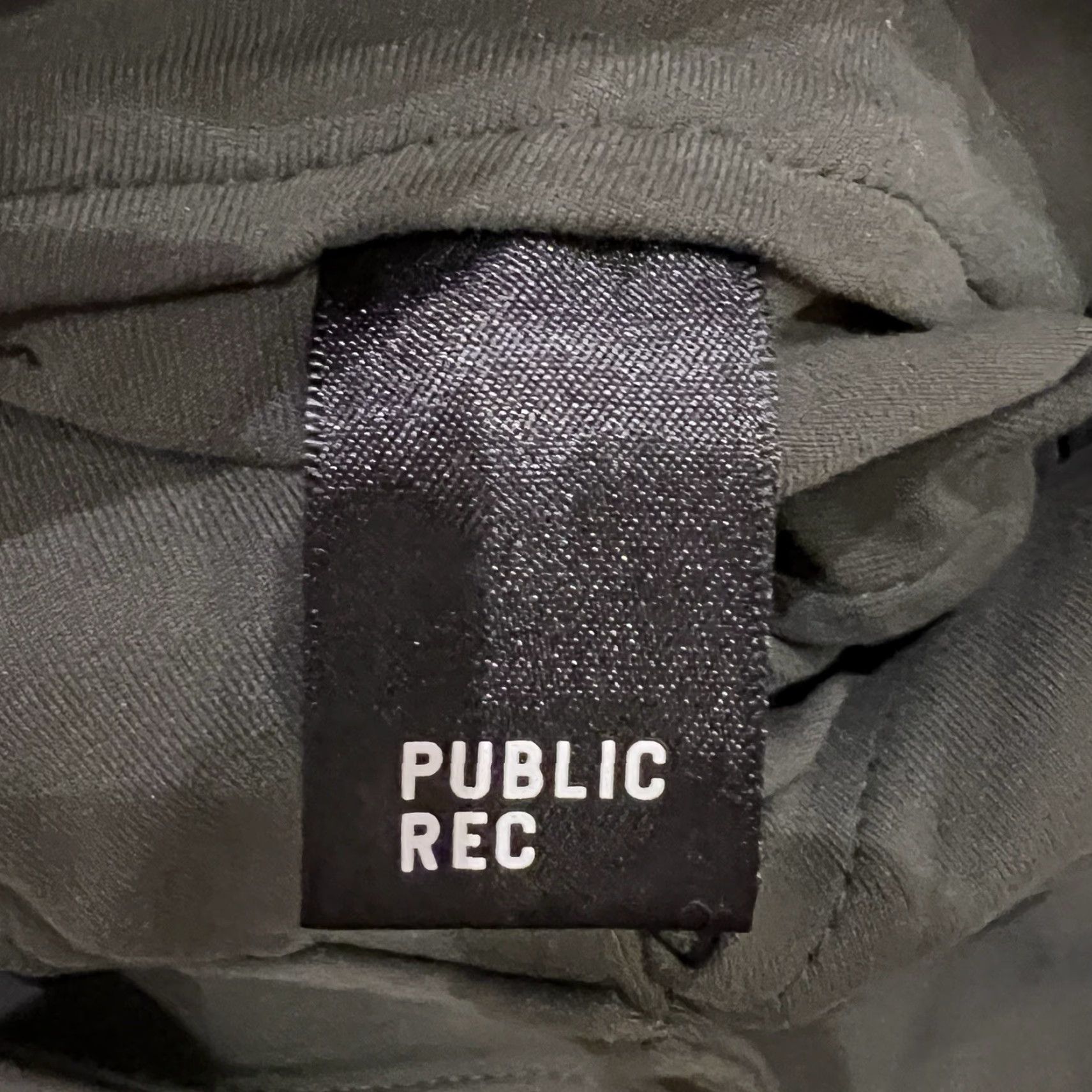 Vintage Public Rec Pants Men 44x28 Green Performance Chino Stretch Outdoors Light Casual Pants Mens Regular Green Athletic Straight Pockets Zip Size US 44 / EU 60 - 4 Thumbnail