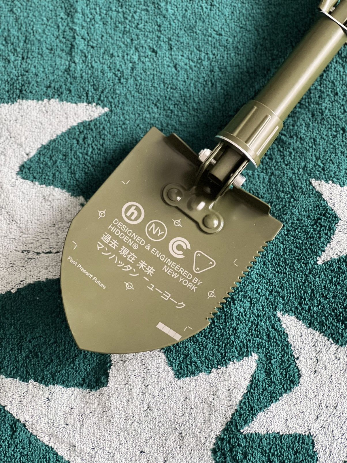 HIDDEN Hidden NY Foldable Shovel Military Green Size ONE SIZE - 7 Thumbnail