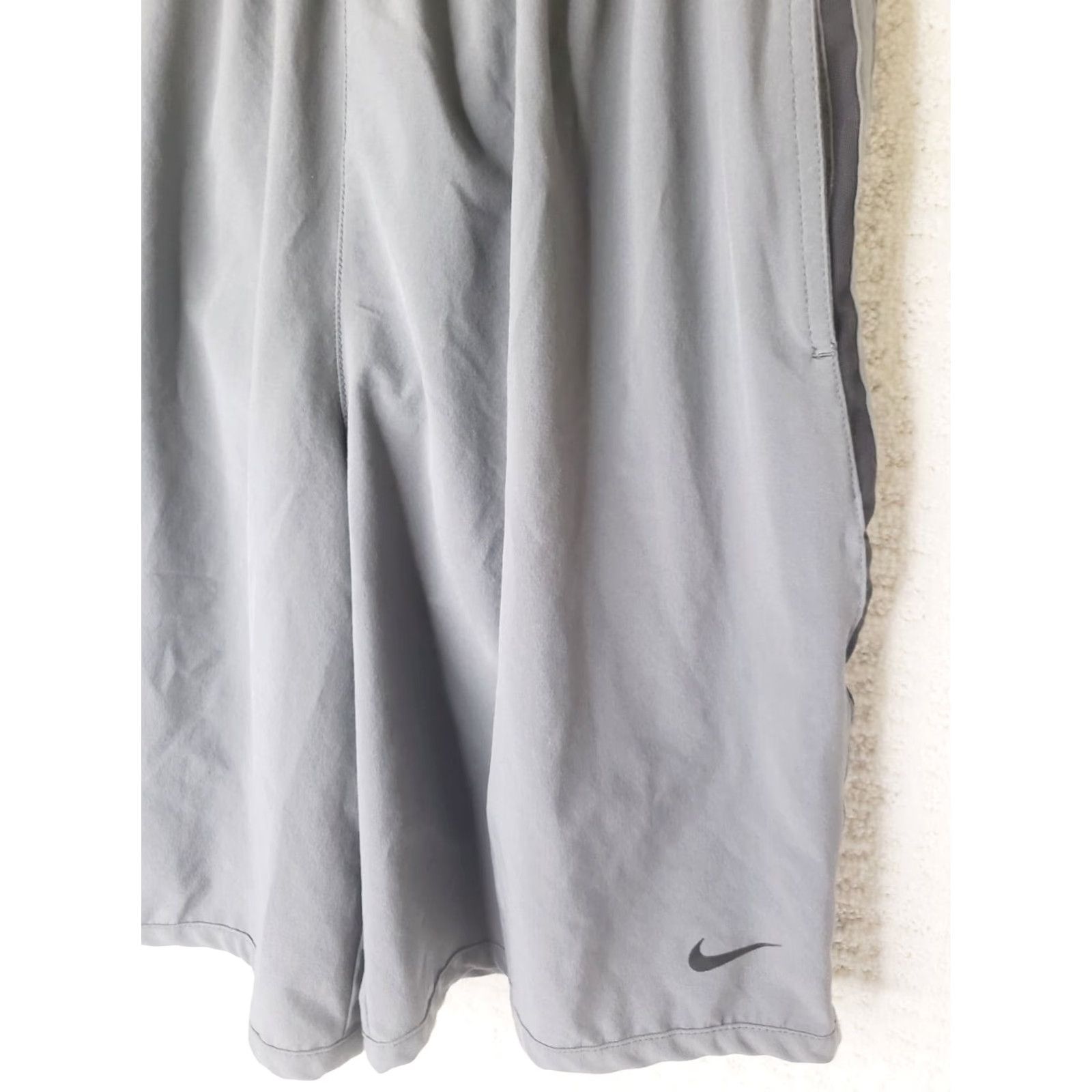 Nike Nike Men’s Flex Stride 9” Brief Lined Running Shorts Gray Size M Size US 31 - 2 Thumbnail