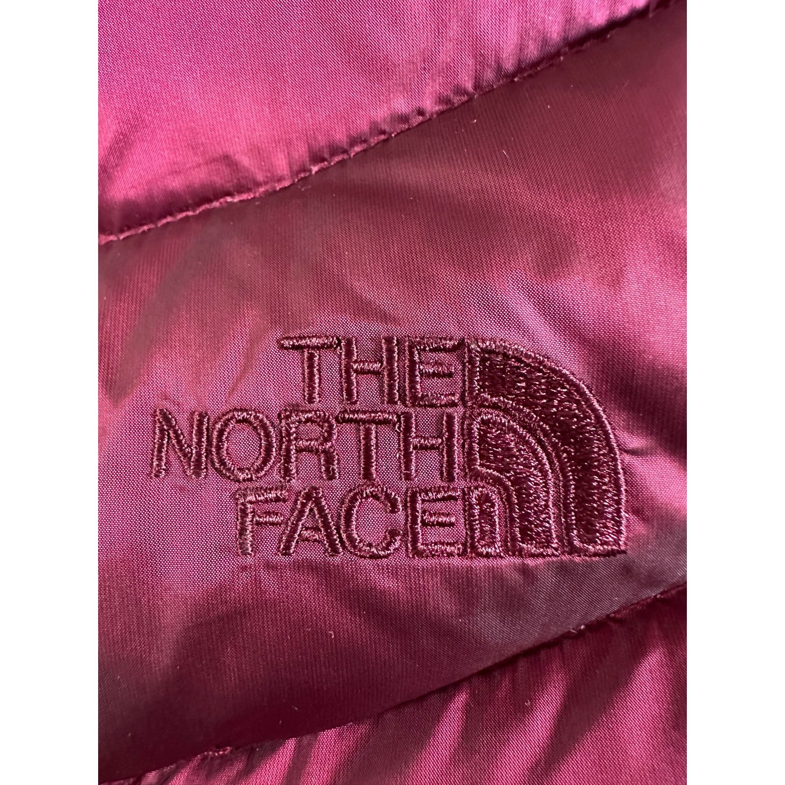 The North Face The North Face Vest Womens Small Maroon Down Puffer 550 Size L / US 10 / IT 46 - 8 Thumbnail