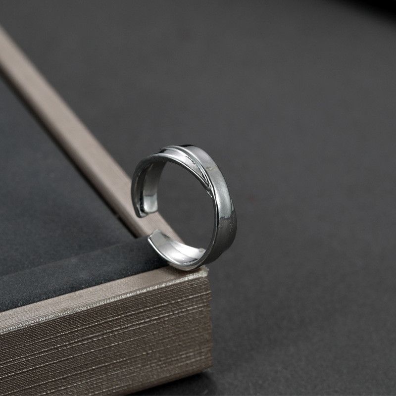 Jewelry Men's Light Luxury Open Mobius Ring Size ONE SIZE - 1 Thumbnail