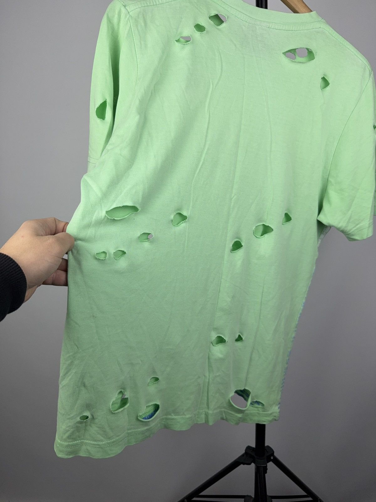 Nike 00s Distressed Nike Green Bleached Tee Y2K Destroyed Look Size US M / EU 48-50 / 2 - 13 Thumbnail