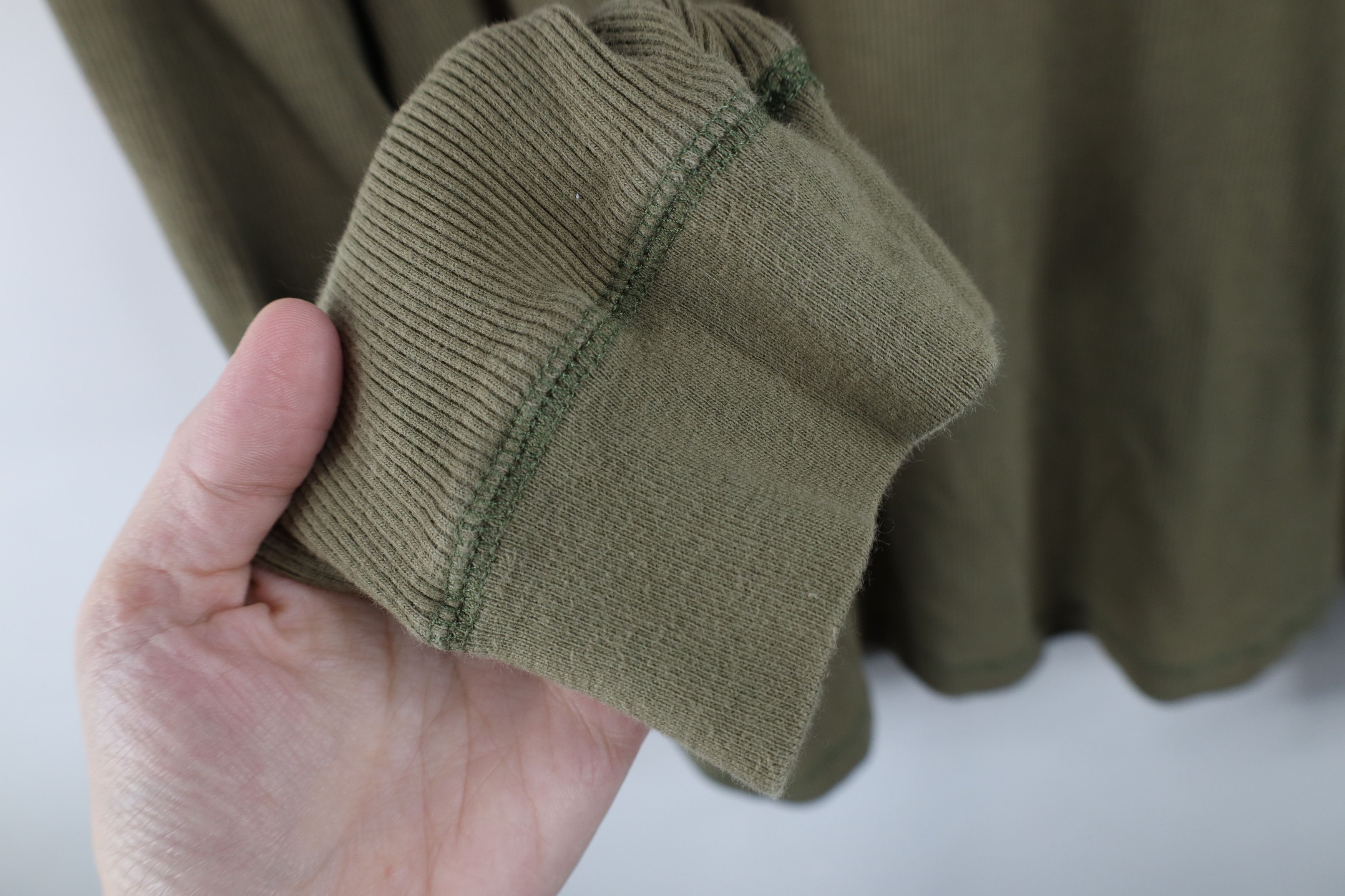 Vintage Vintage 90s Streetwear Ribbed Knit Henley T-Shirt Green Size US L / EU 52-54 / 3 - 7 Thumbnail