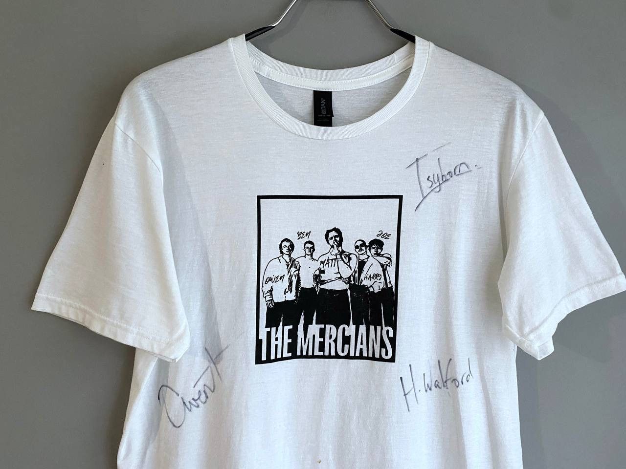 Band Tees The Mercians Rock Band Autograph Merchandise T-Shirt, Size M Size US M / EU 48-50 / 2 - 4 Thumbnail