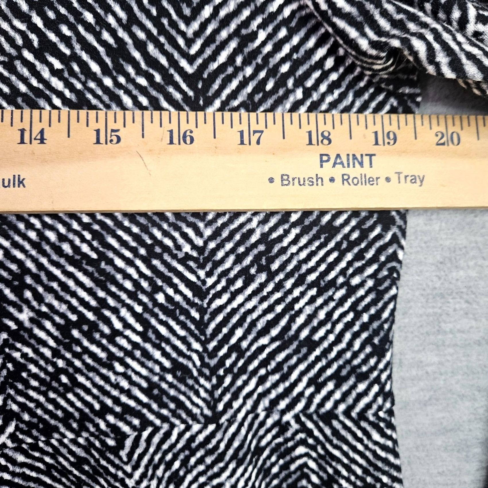 J. Jill J.jill Black White Chevron Knit Dress Long Sleeve Fit Flare Women's Sz M Adult Regular Multicolor Pattern Chevron 90s Theme Colorful Dress Size M / US 6-8 / IT 42-44 - 7 Thumbnail
