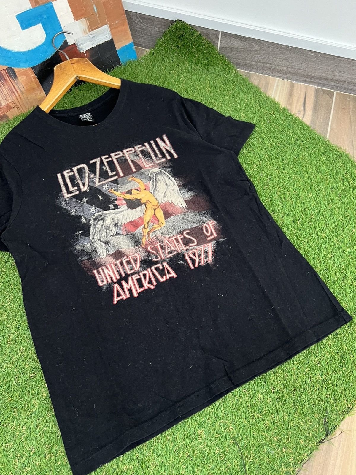 Band Tees × Vintage Vintage Led Zeppelin 90's Band T-shirt Size US S / EU 44-46 / 1 - 5 Thumbnail