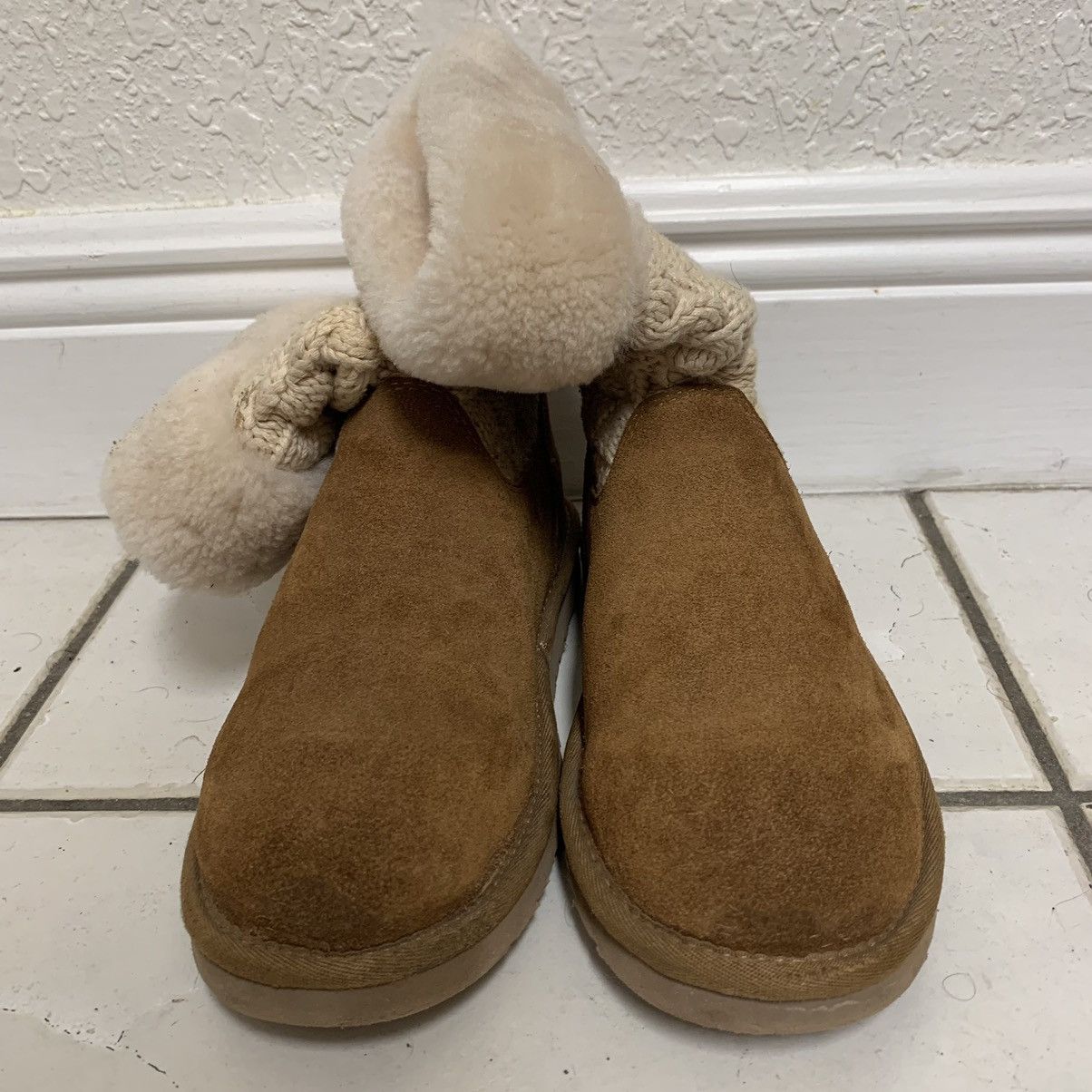 Ugg UGG Sweater Boots Size 4 Size US 4 / IT 34 - 5 Thumbnail