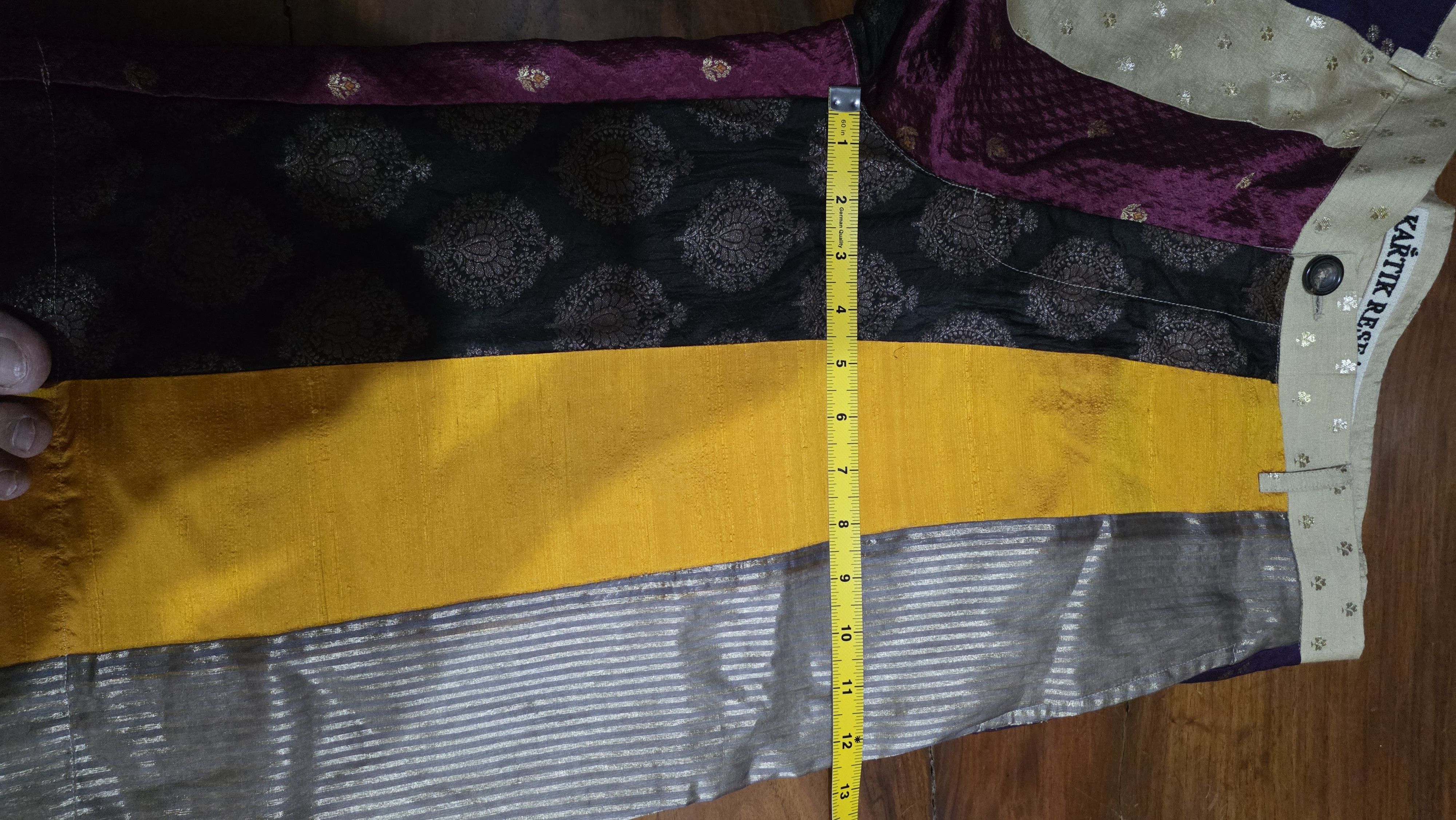 Kartik Research Kartik Research Banarasi Silk Shorts Size US 32 / EU 48 - 9 Thumbnail
