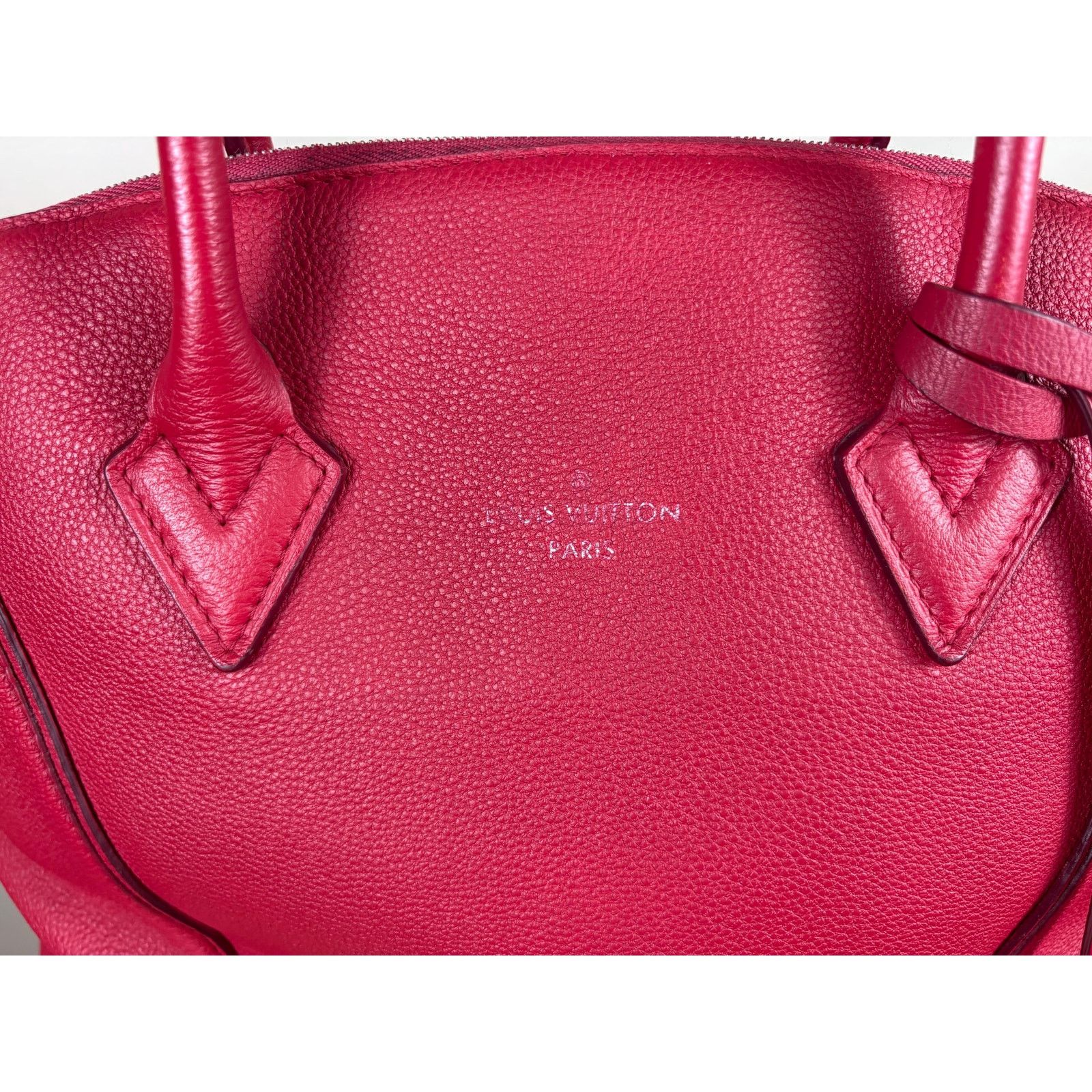 Louis Vuitton Authentic Louis Vuitton Taurillon Parnassea MM Leather Bag Size ONE SIZE - 9 Thumbnail