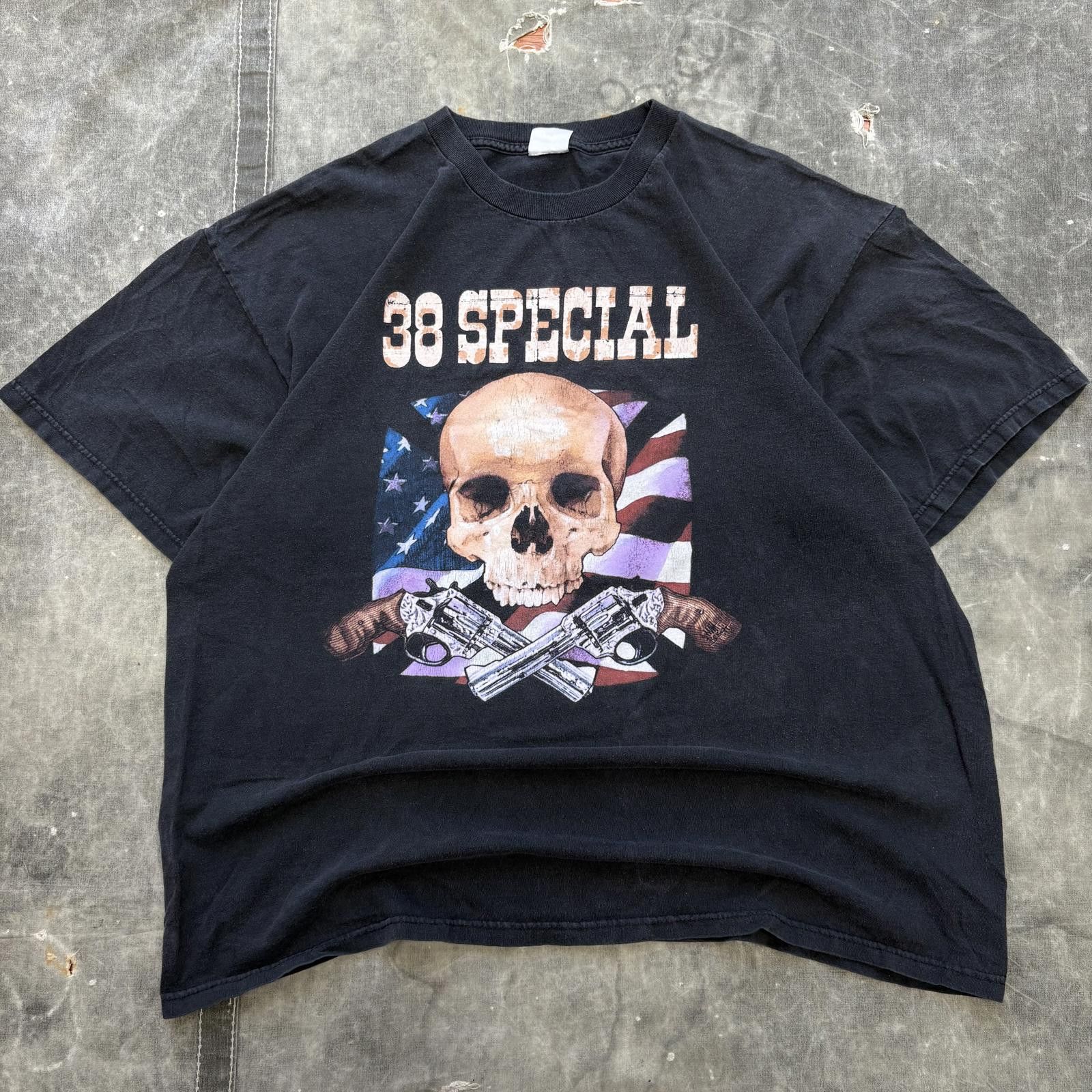 Band Tees Vintage Y2K .38 Special Southern Rock Skull Music Band Shirt Size US XL / EU 56 / 4 - 1 Thumbnail