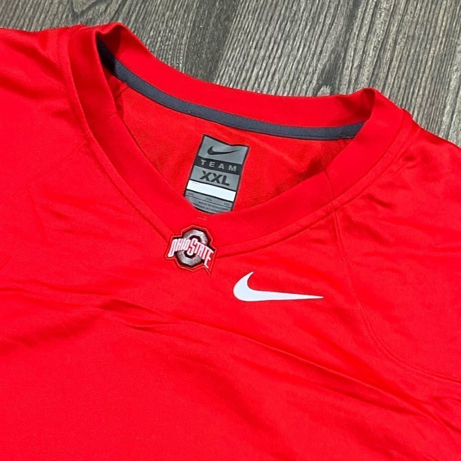 Nike NWOT Nike Team Dri-Fit Men's Jersey V-Neck Red Size XXL Size US XXL / EU 58 / 5 - 3 Thumbnail
