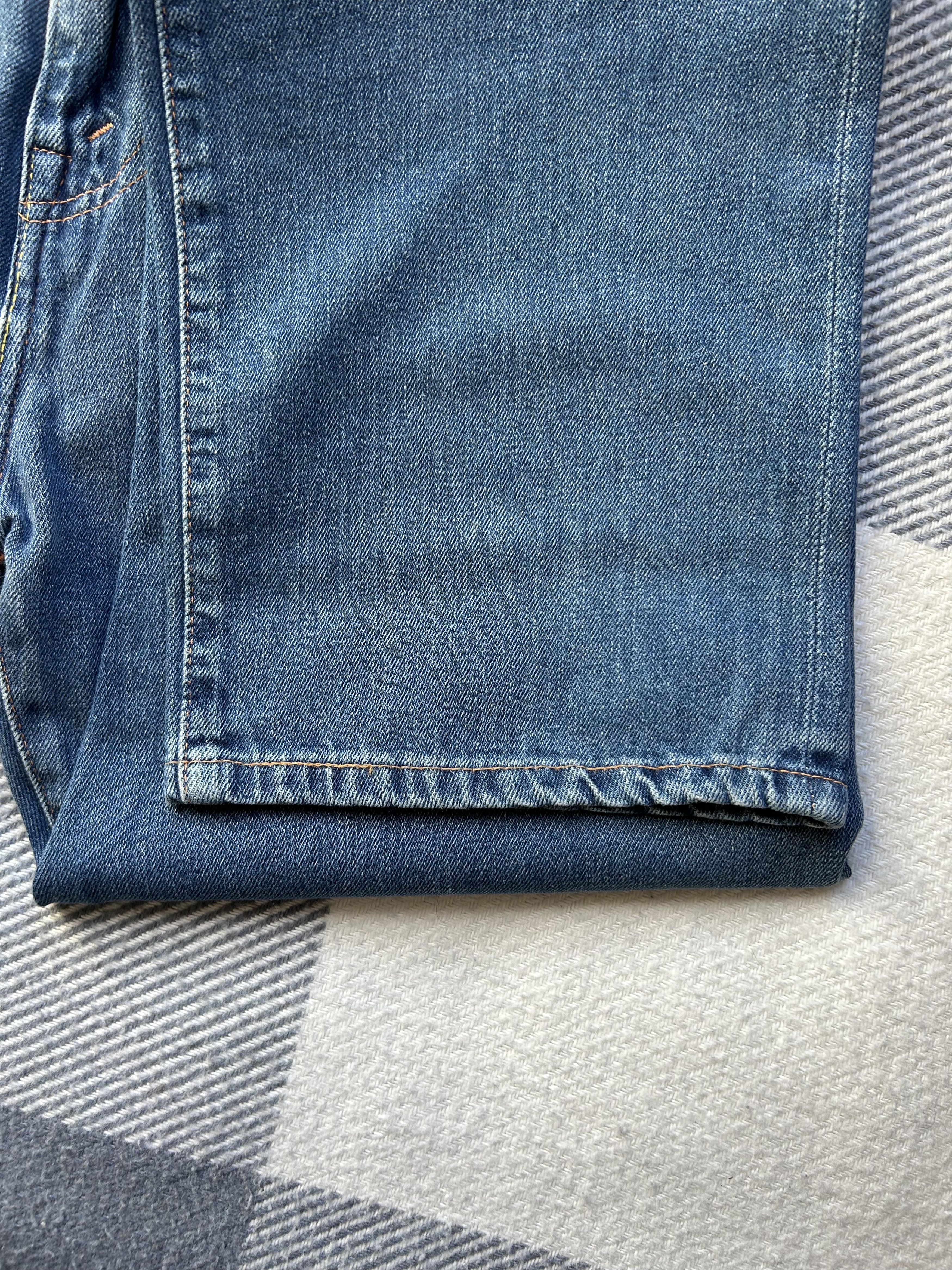 Levi's Vintage Clothing LVC 701 1950s Japanese Selvedge Denim — W28 L32 — NWT Size 28" / US 6 / IT 42 - 17 Thumbnail