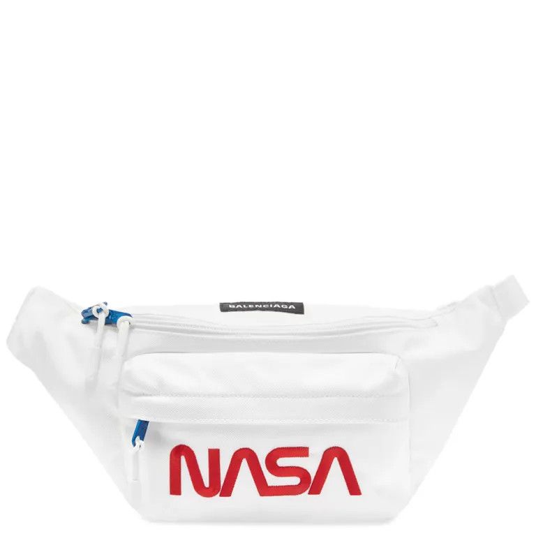 oc11z1023 Belt Bag in White