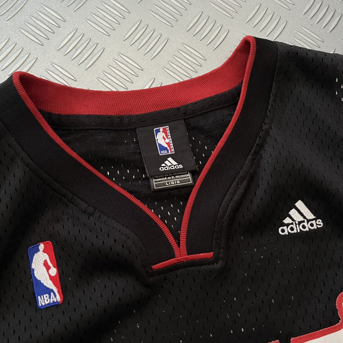 Adidas × NBA × Vintage Adidas Swingman Miami Heats #3 Dwyane Wade NBA Jersey Size US L / EU 52-54 / 3 - 8 Thumbnail