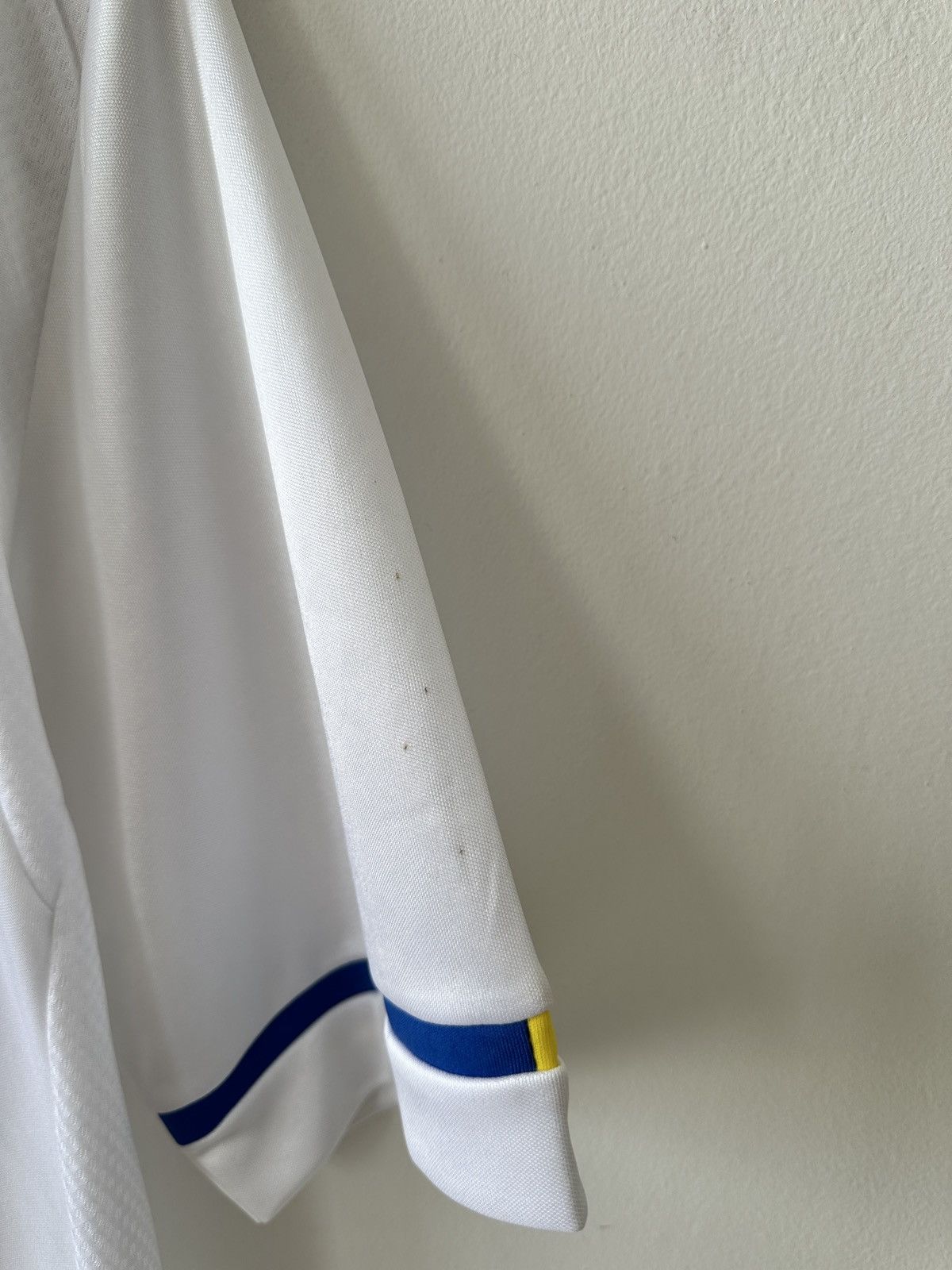 Macron Leeds United 2011/2012 Home Jersey Macron Size US L / EU 52-54 / 3 - 6 Thumbnail