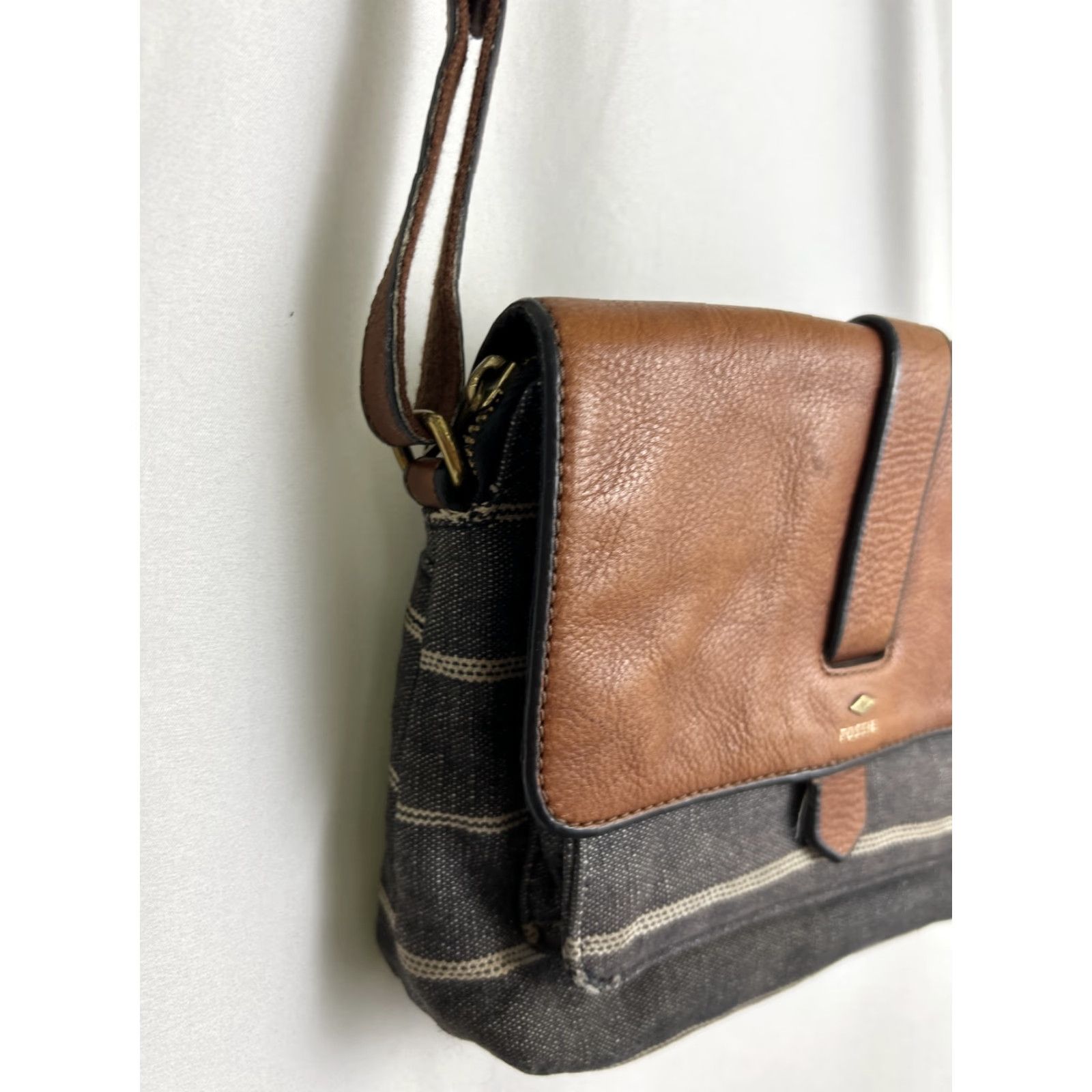 Fossil Fossil Crossbody Purse Black Denim Striped Brown Leather Flap Small Women Size ONE SIZE - 2 Thumbnail