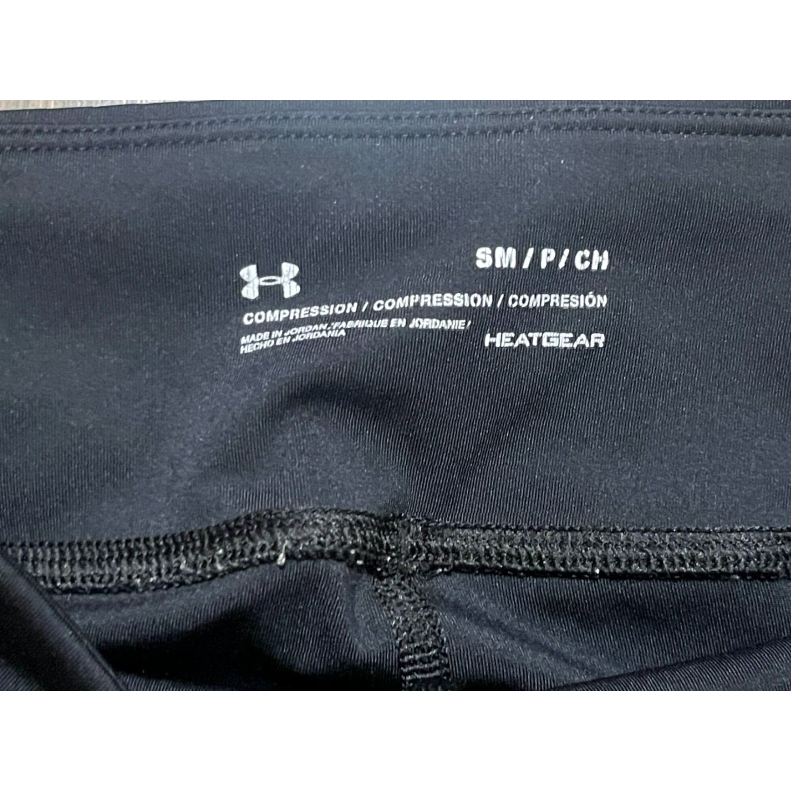 Under Armour Under armour Pants Women's Small Black White Pull On Leggings HEATGEAR Size 28" / US 6 / IT 42 - 7 Thumbnail