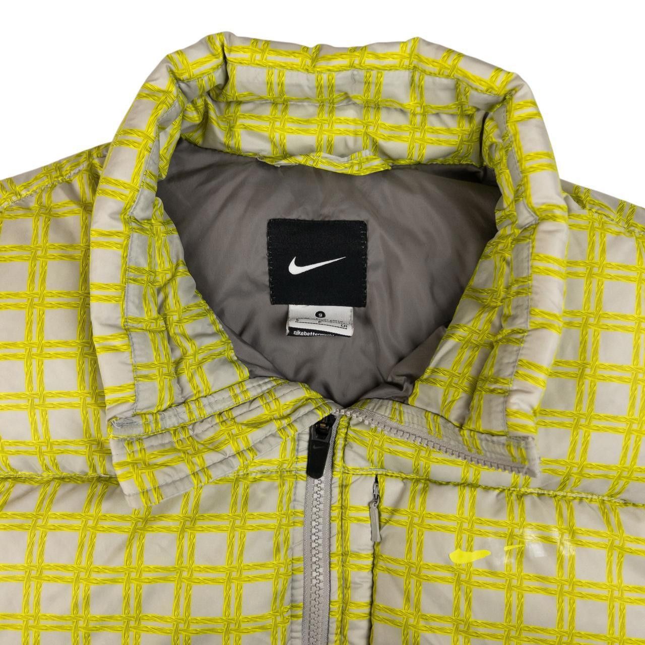 Nike Vintage Nike Puffer Gilet Size S Size US S / EU 44-46 / 1 - 3 Thumbnail