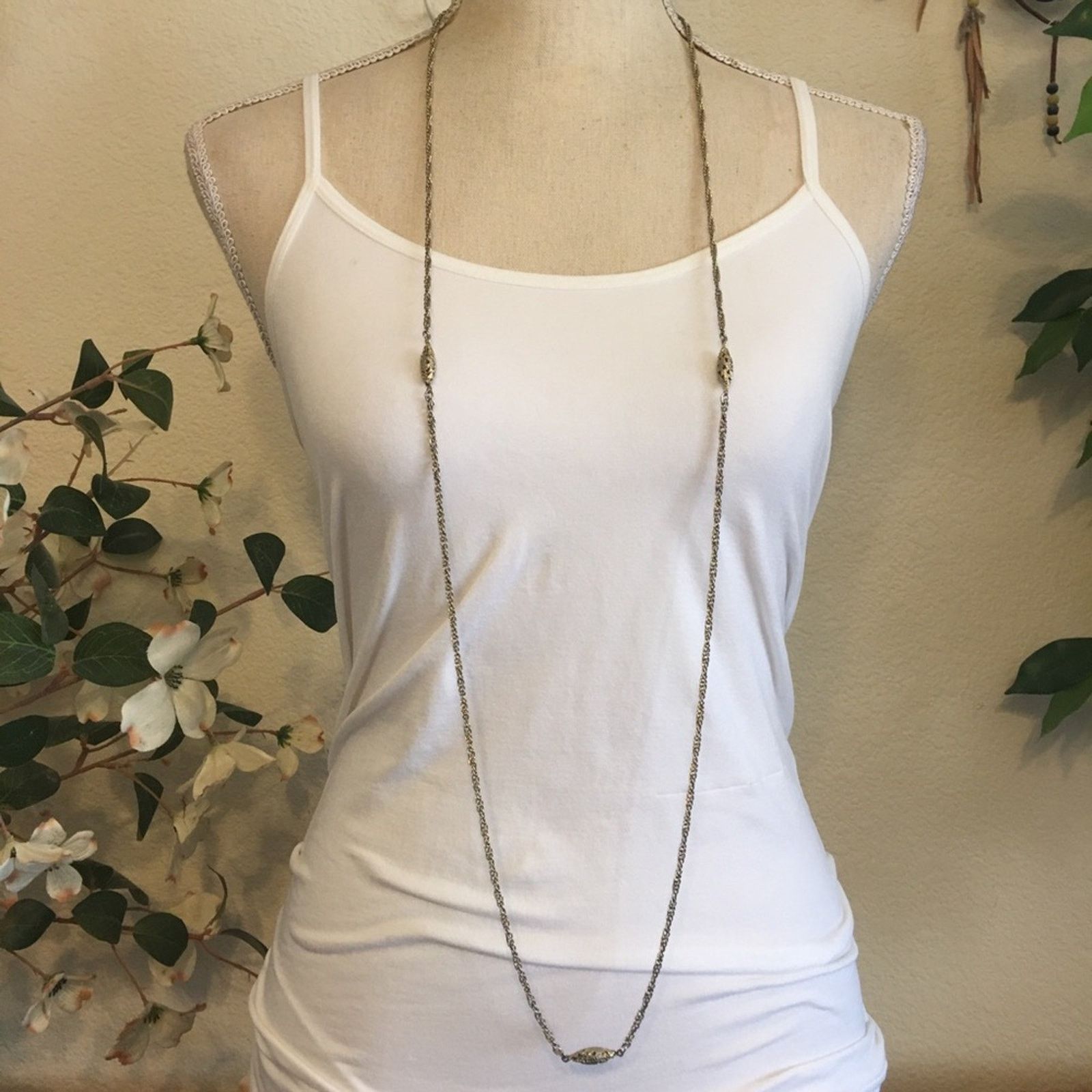 Vintage Vintage gold tone filigree accent chain necklace Size ONE SIZE - 1 Thumbnail
