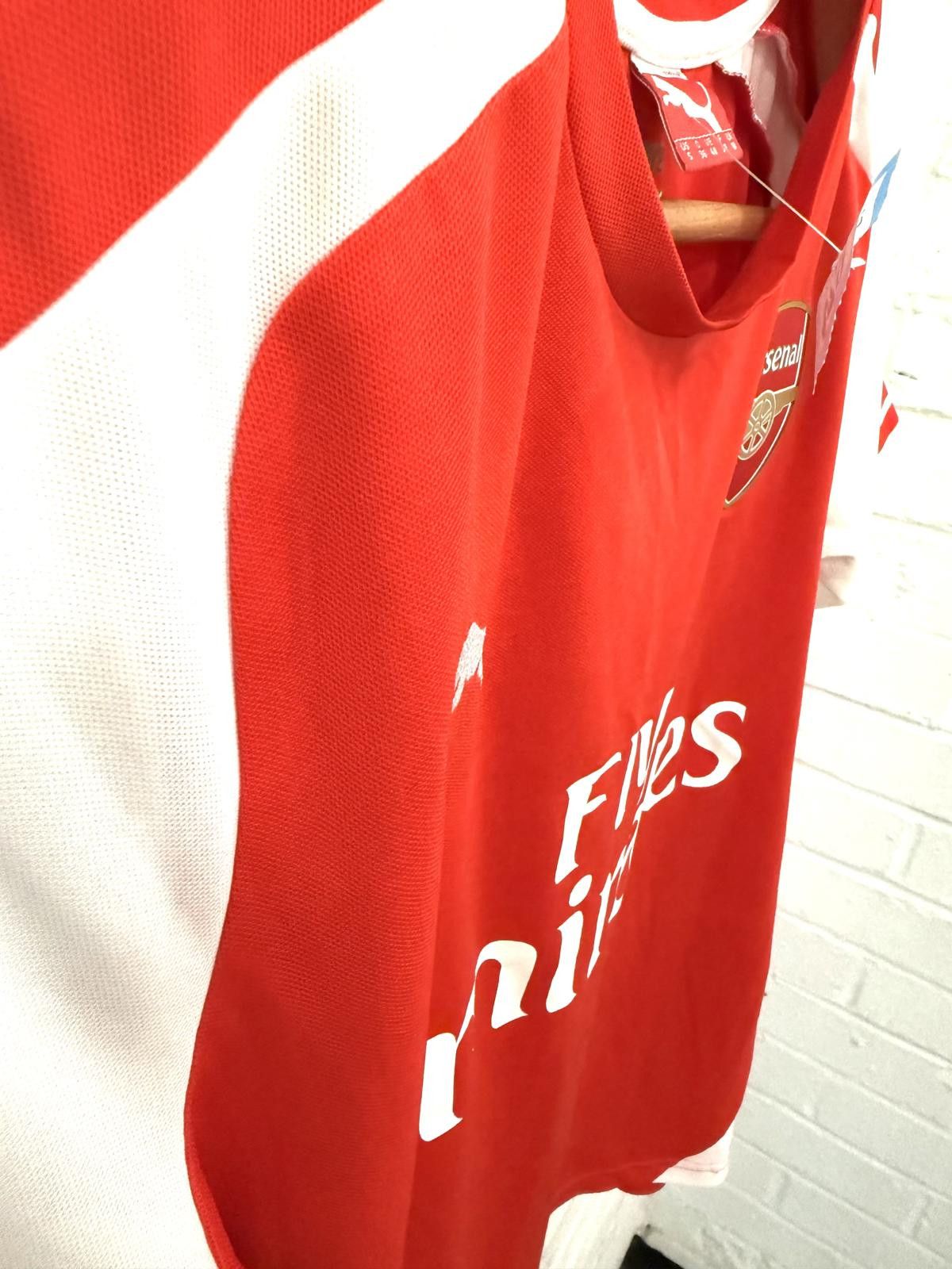 Puma Arsenal Fly Emirates Red and White Puma Men's Jersey Size US S / EU 44-46 / 1 - 3 Thumbnail