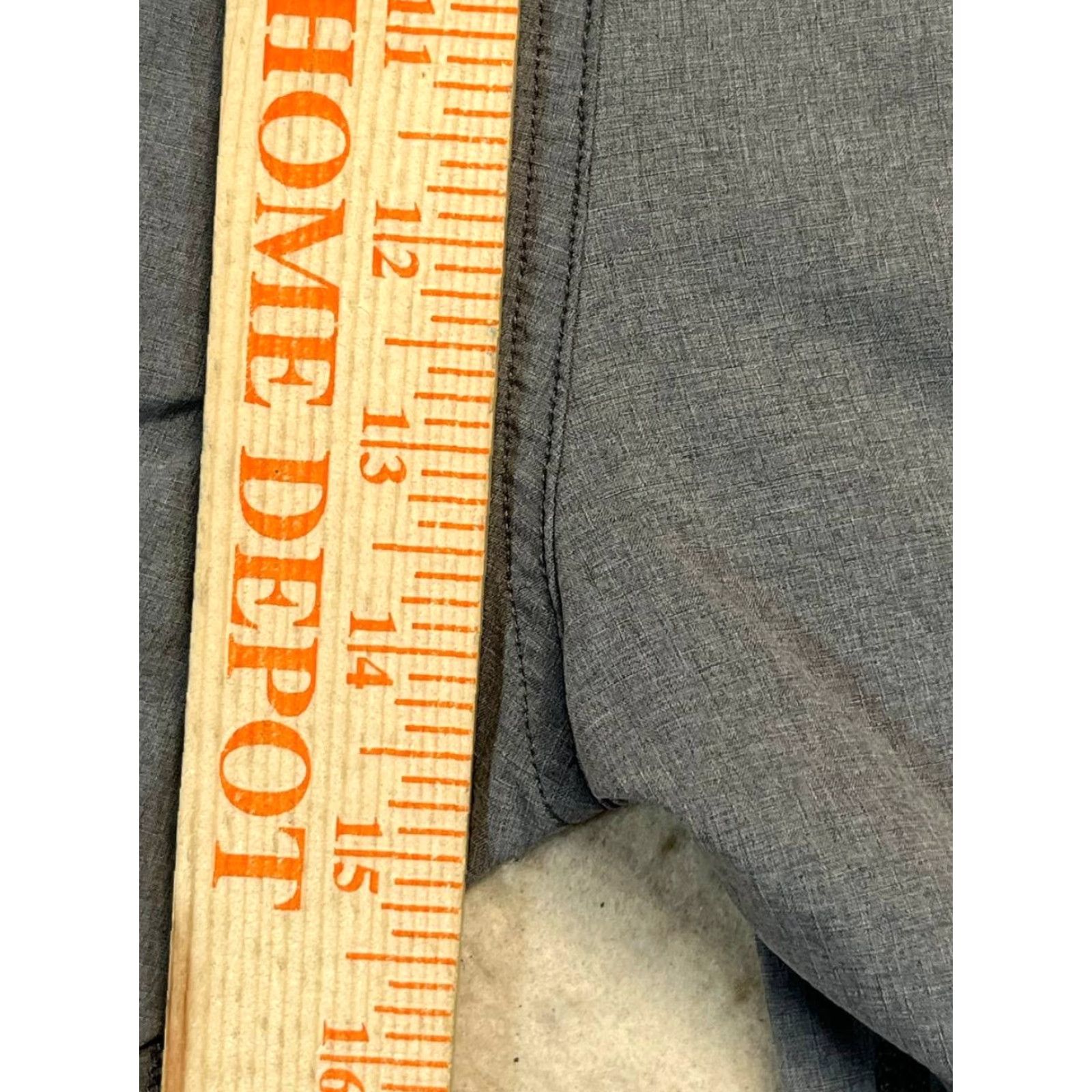 Rhone Rhone Shorts Gray Pull On Running Shorts Men's L Worn Elastic See Pics Size US 33 - 4 Thumbnail