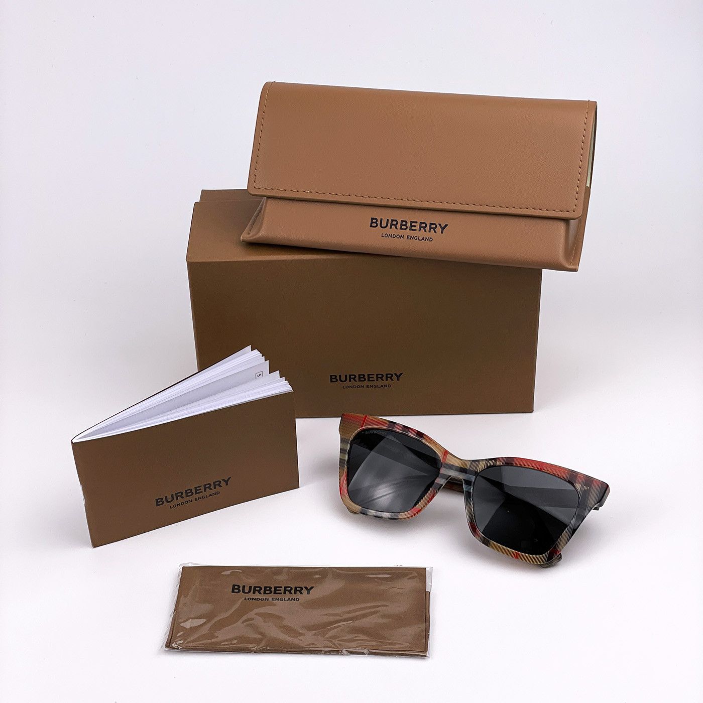 Burberry NEW Burberry BE4346 ELSA 394487 Brown Grey Women Sunglasses Size ONE SIZE - 13 Thumbnail