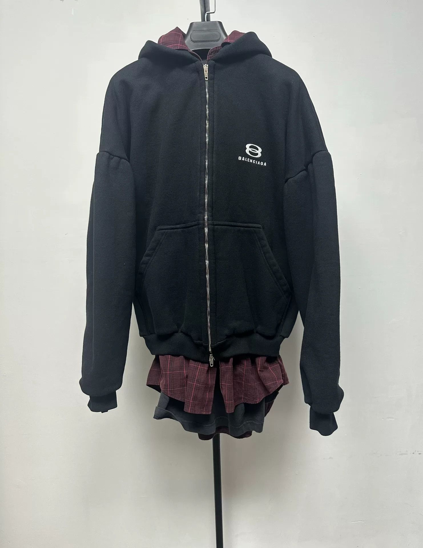 Balenciaga Balenciaga Logo Print Hooded Jacket Size US S / EU 44-46 / 1 - 1 Thumbnail