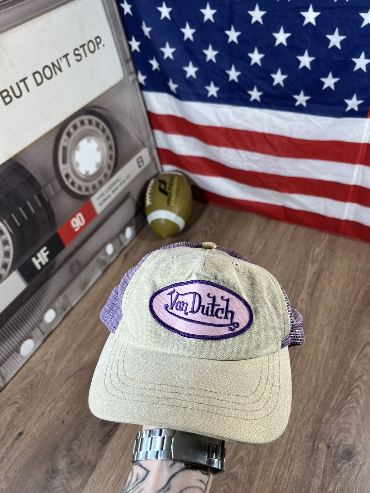 Von Dutch VINTAGE VON DUTCH TRUCKER HAT Y2K Size ONE SIZE - 1 Thumbnail