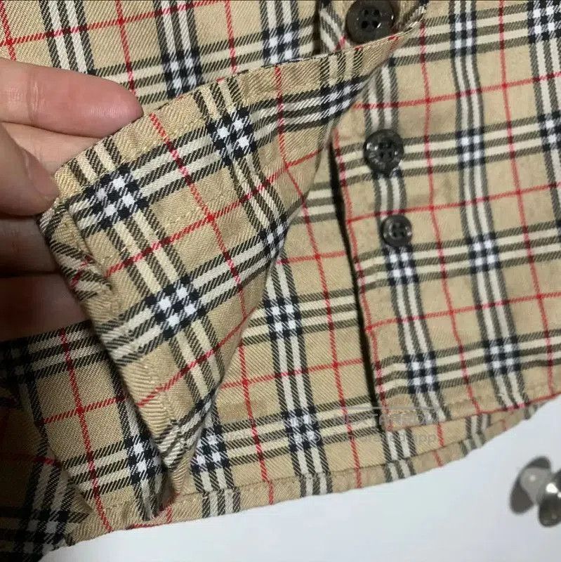 Burberry Burberry Women's Long Sleeve Casual Shirt. Size M / US 6-8 / IT 42-44 - 2 Thumbnail