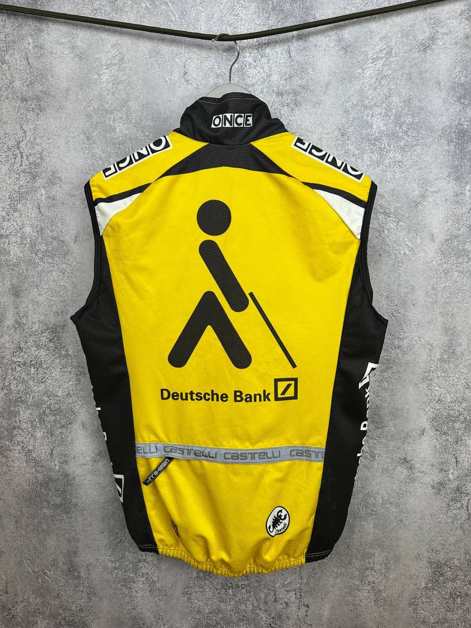 Vintage Vintage Castelli ONCE Deutsche Bank Cycling Vest Size US L / EU 52-54 / 3 - 2 Thumbnail