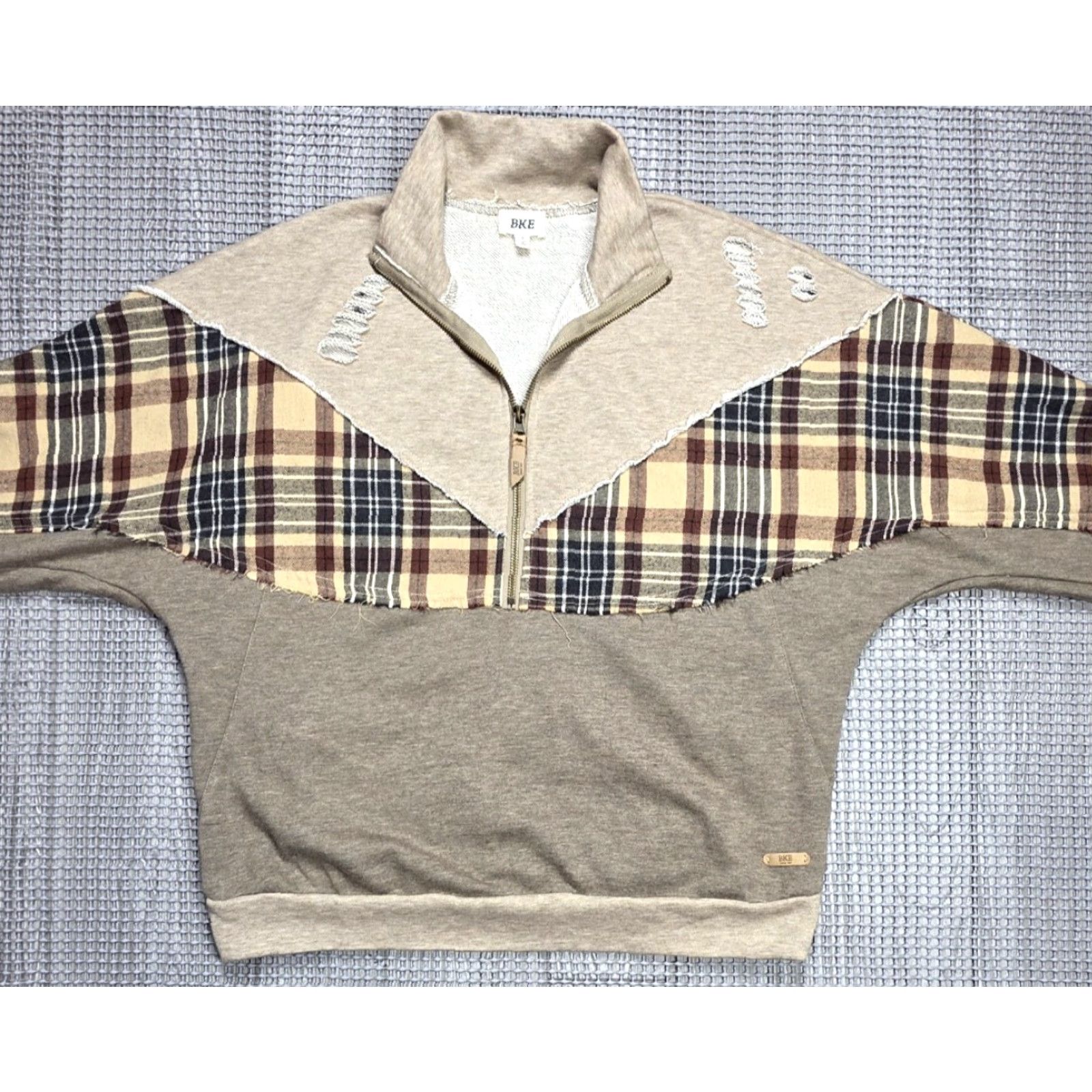 BKE BKE Destructed Mock Neck Plaid Distressed Quarter Zip Long Sleeve Pullover S Shirt Women Brown 1/4 Zip Pullover Distressed Plaid Embroidered Zipper Size S / US 4 / IT 40 - 3 Thumbnail