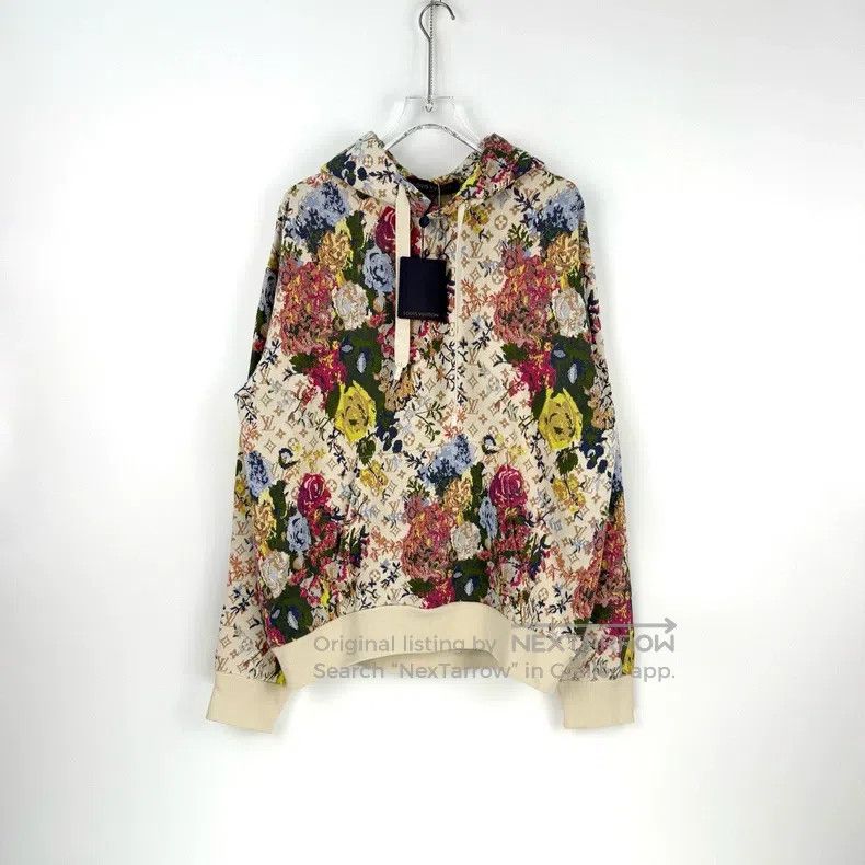 Louis Vuitton Louis Vuitton Floral, full-print knit hooded sweatshirt Size US L / EU 52-54 / 3 - 3 Thumbnail