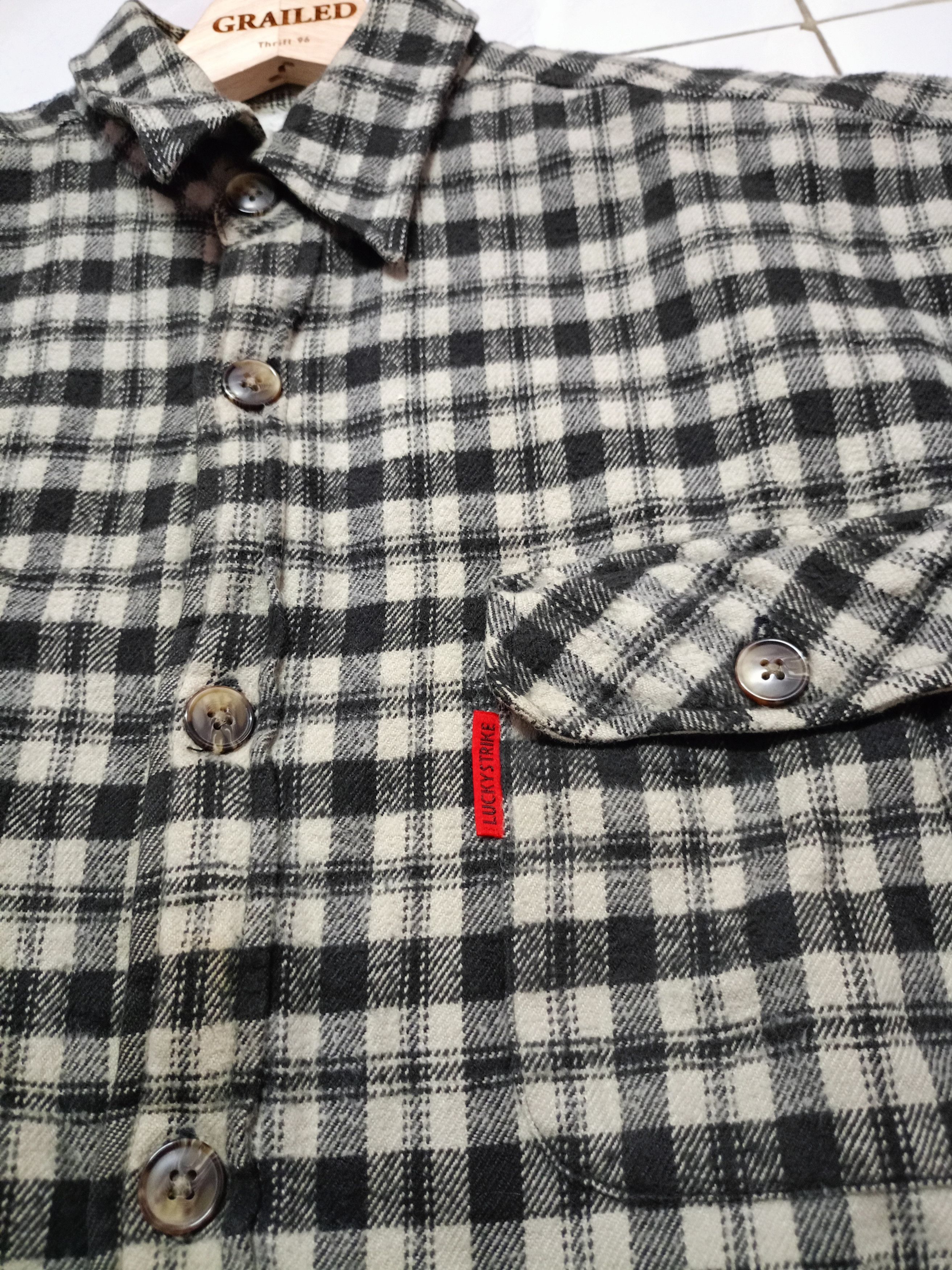 Japanese Brand × Vintage 💥Lucky strike button up vintage x accept offer💥 Size US M / EU 48-50 / 2 - 5 Thumbnail
