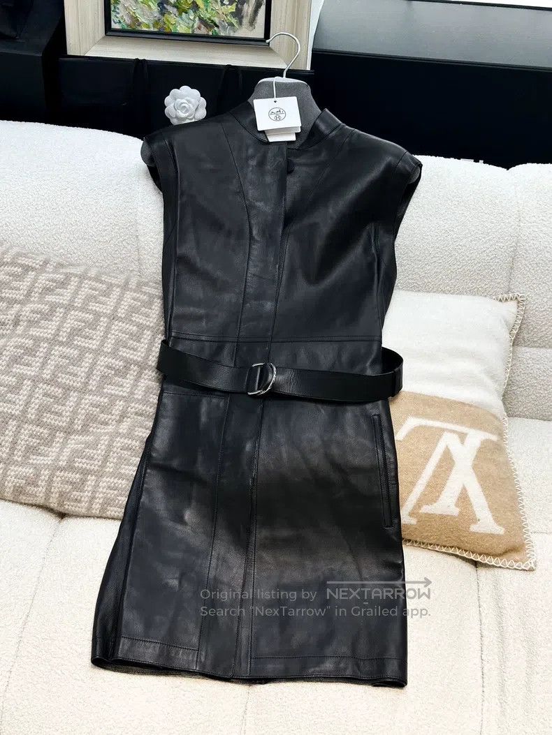Hermes Hermes Black Sheepskin Dress with Cashmere Cloak Two-piece Size XS / US 0-2 / IT 36-38 - 5 Thumbnail