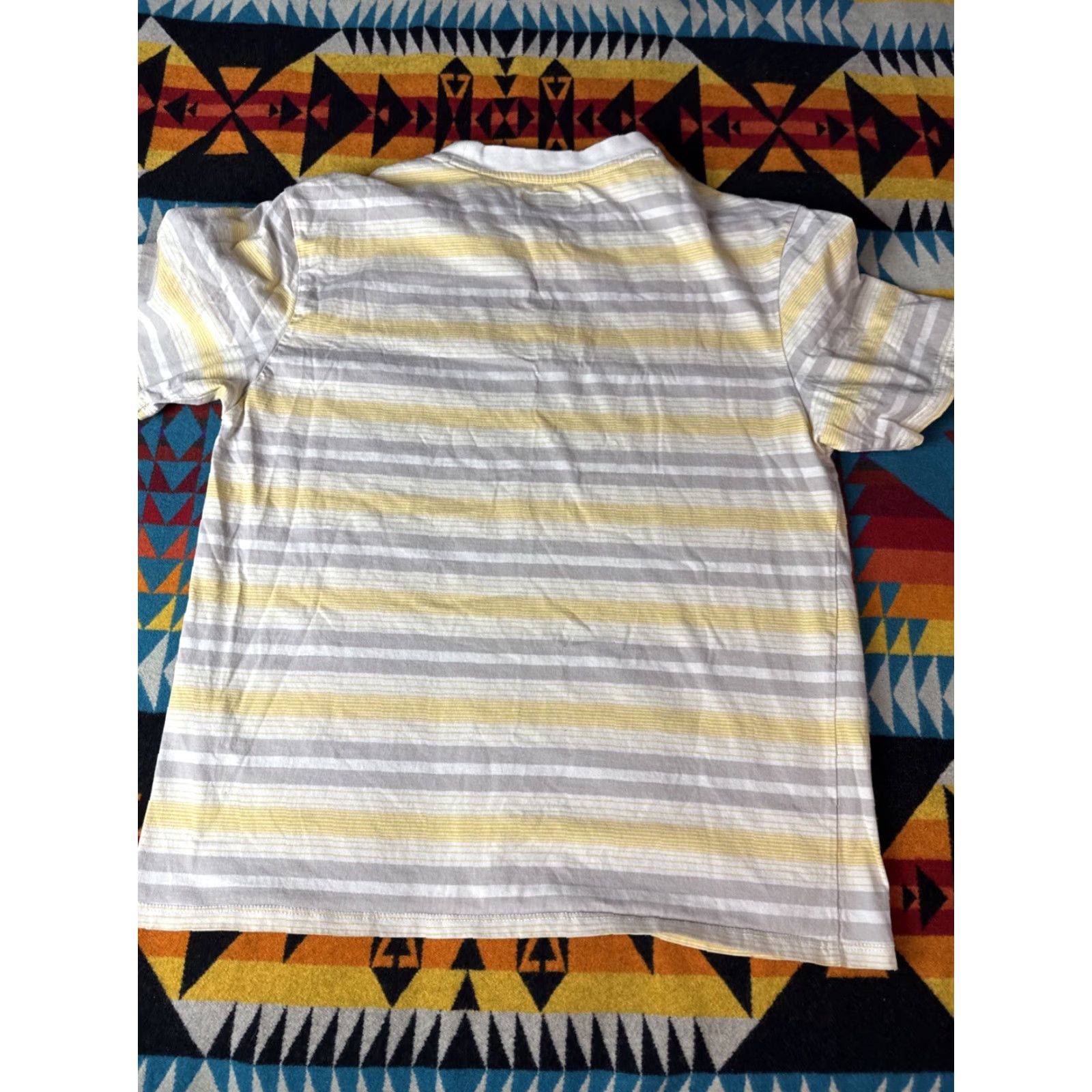 Guess VINTAGE Guess ? Jeans Originals Striped Shirt Retro Men’s Sz M Yellow Gray Mens M Striped Shirt Size US M / EU 48-50 / 2 - 6 Thumbnail