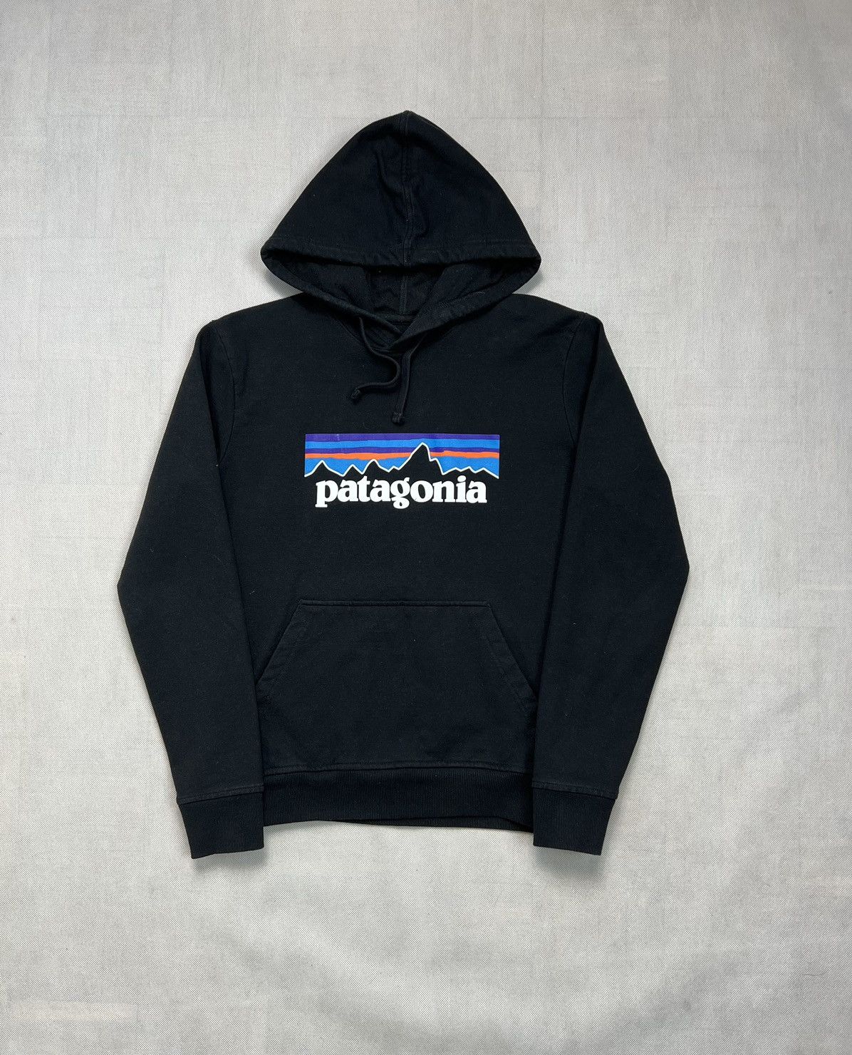 Patagonia Hoodie Patagonia big logo black Size US S / EU 44-46 / 1 - 1 Thumbnail