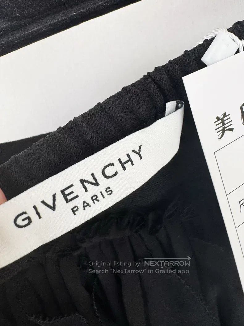 Givenchy Givenchy Size40 Skirt Size 40 Size M / US 6-8 / IT 42-44 - 2 Thumbnail