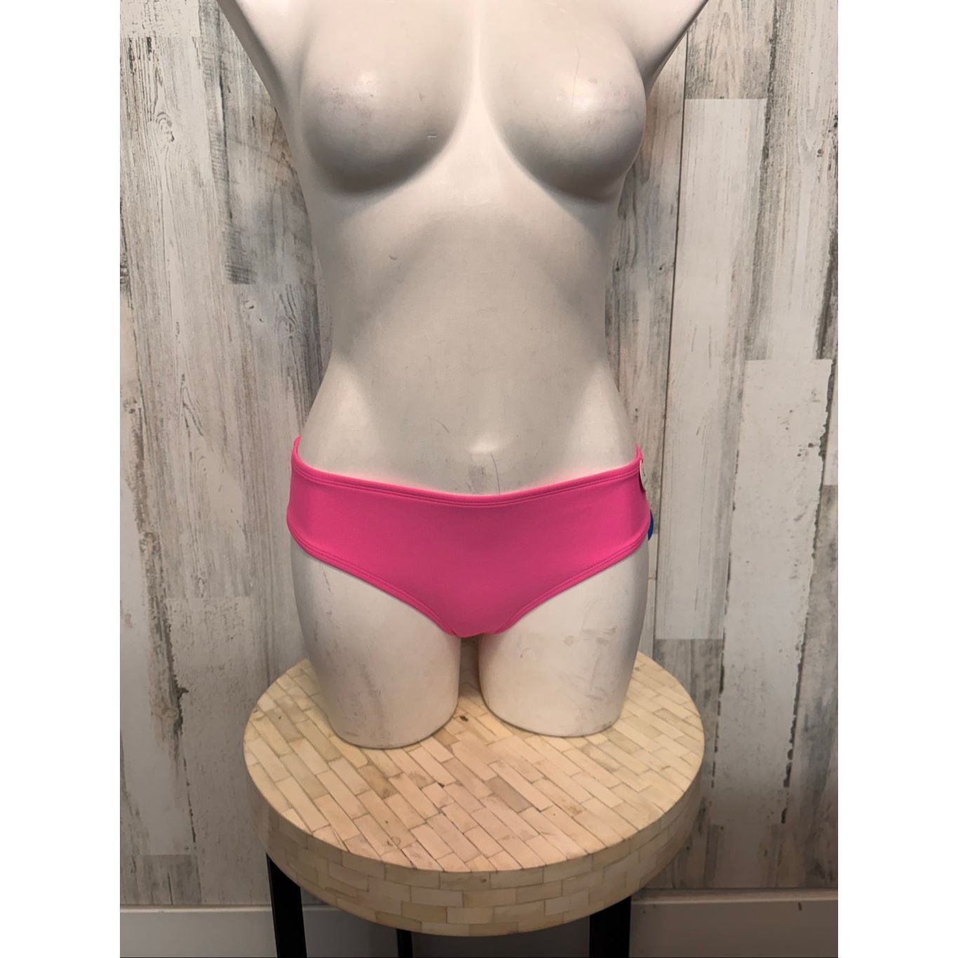 Forever 21 Forever 21 Neon Pink Bikini Bottoms Size L Swimwear Size 34" / US 12 / IT 48 - 2 Thumbnail