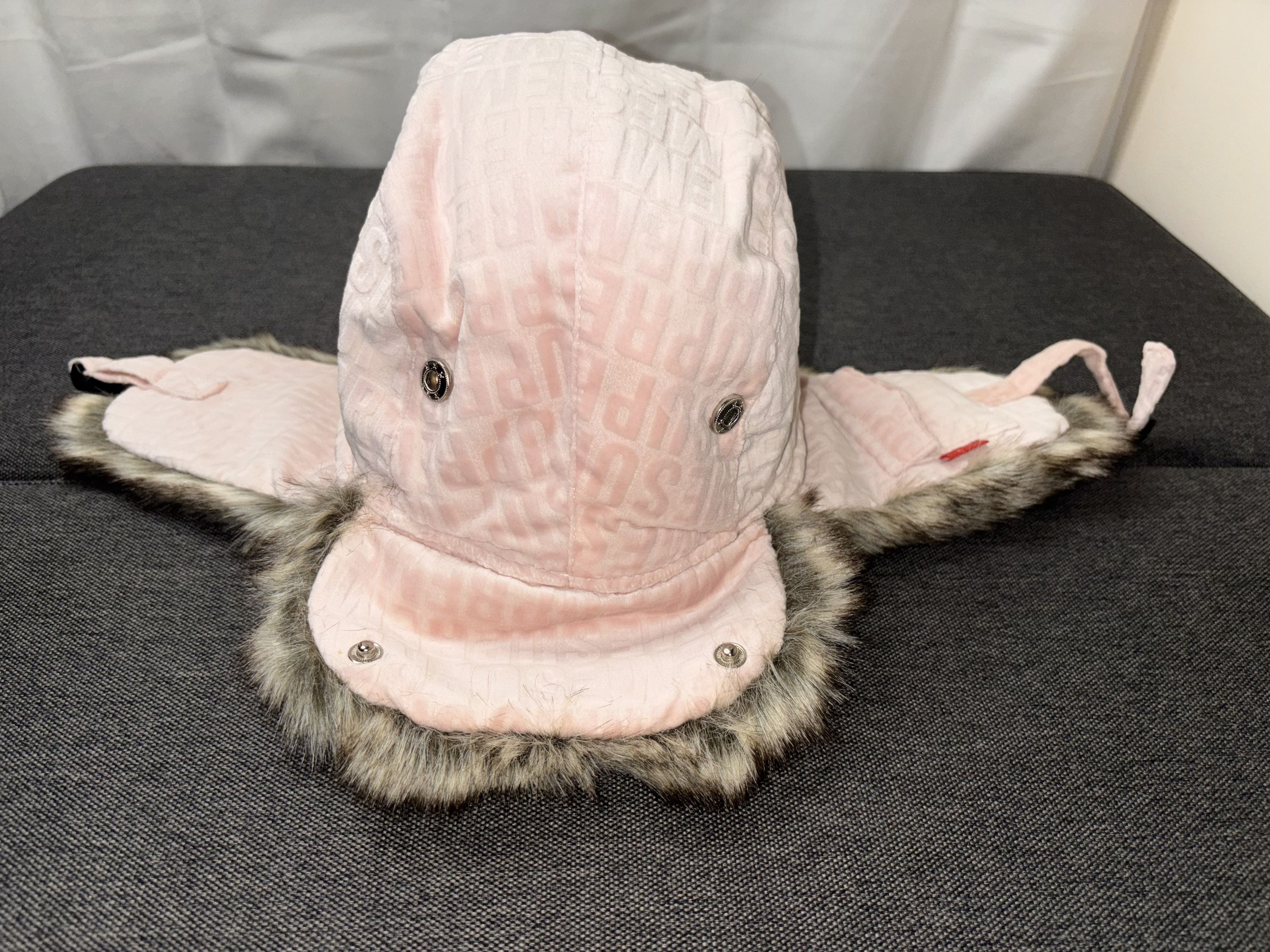 Supreme SUPREME Velvet Pattern Trooper Pink S/M FW21 FW21H156 Size ONE SIZE - 6 Thumbnail