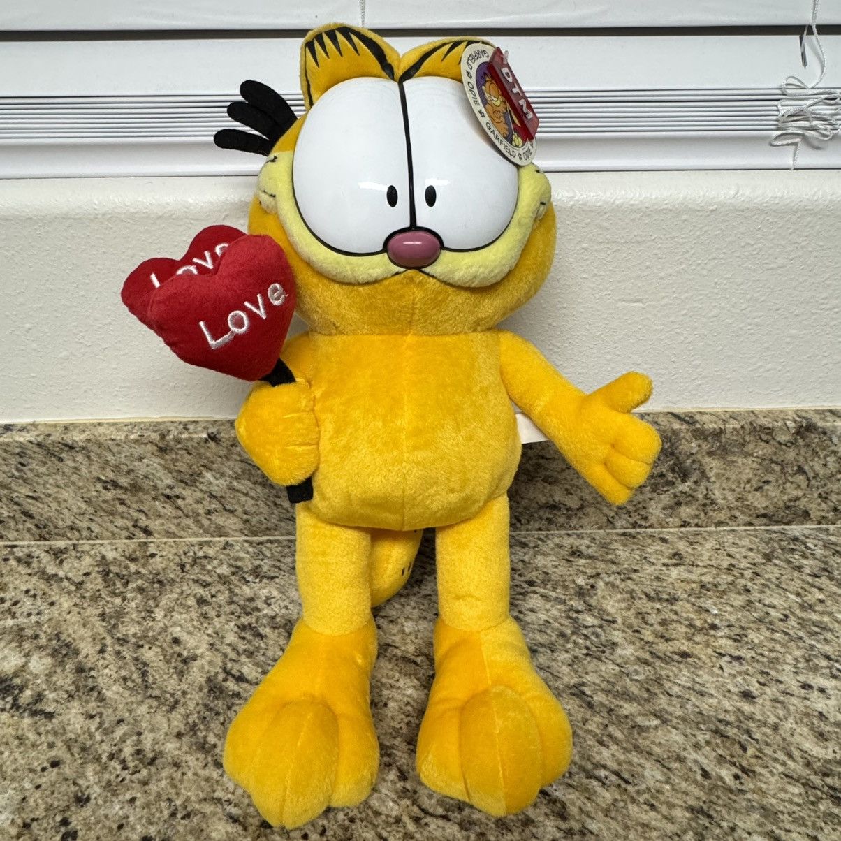 Vintage Vintage Garfield Love Heart Balloons 16" Valentine Day Plush Size ONE SIZE - 1 Thumbnail