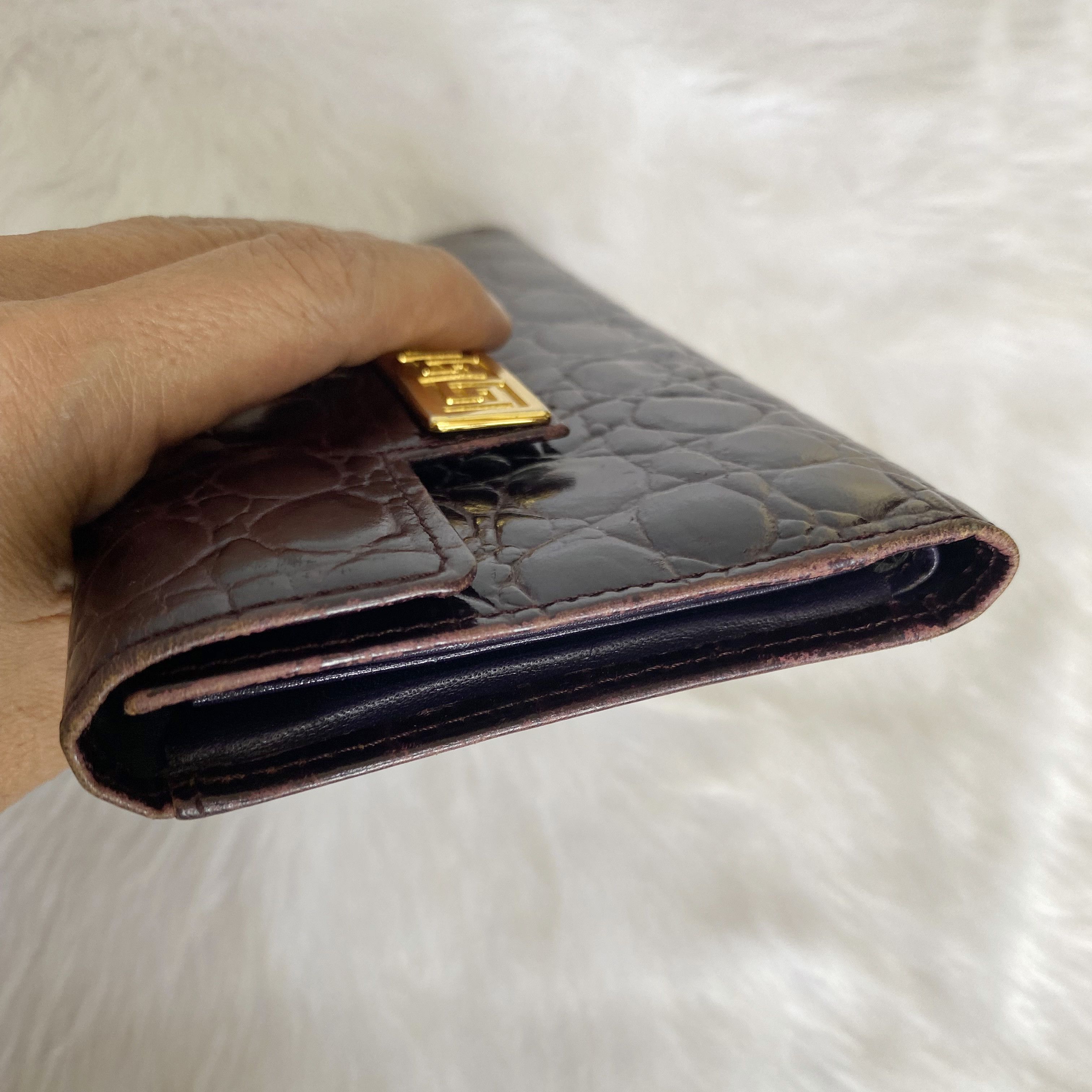 Versace Vintage Burgundy Croc Embossed Leather Wallet Size ONE SIZE - 5 Thumbnail