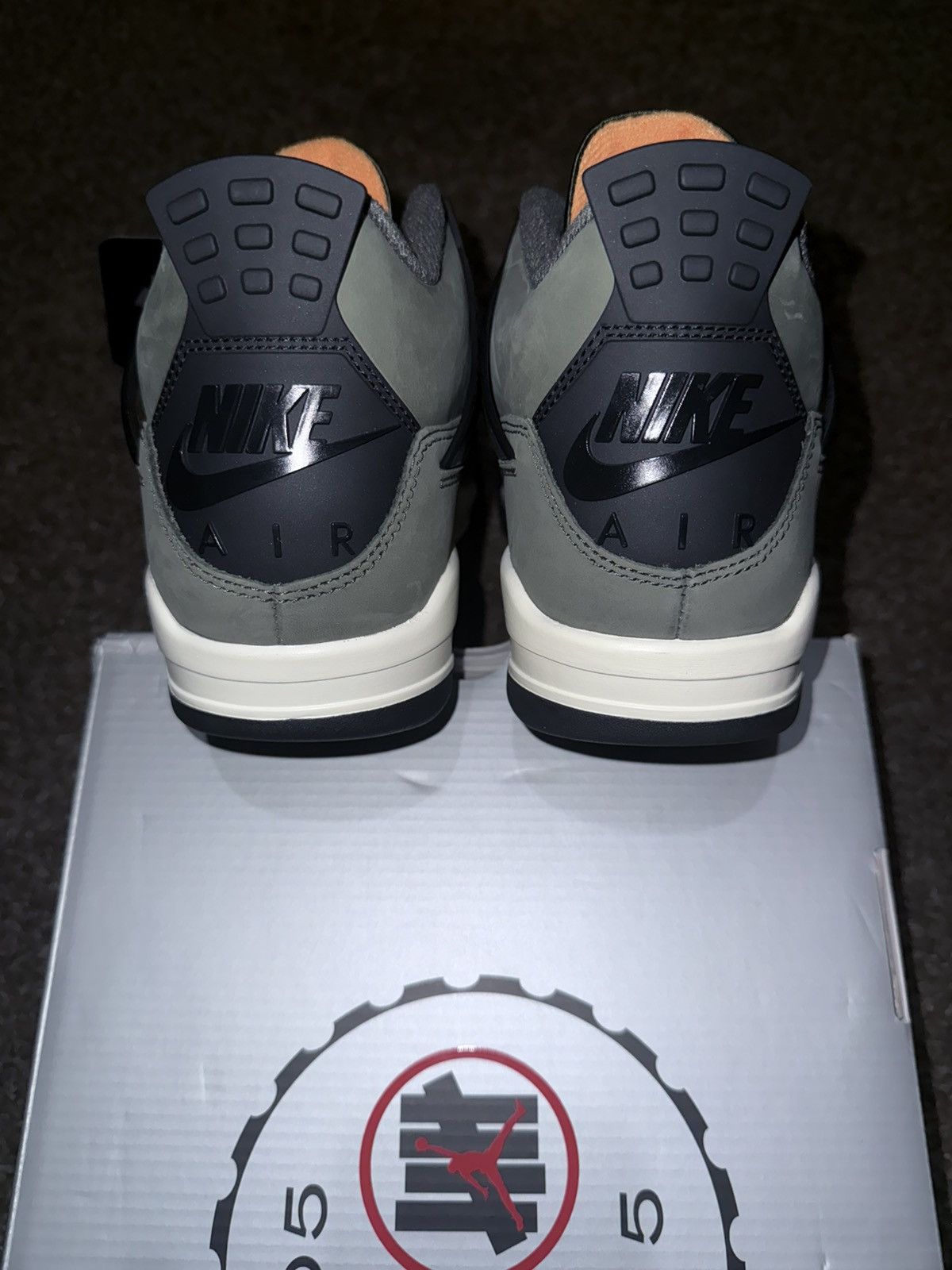 Jordan Brand × Undefeated The Jordan 4 Retro OG SP Undefeated (2025) Size US 10 / EU 43 - 3 Thumbnail